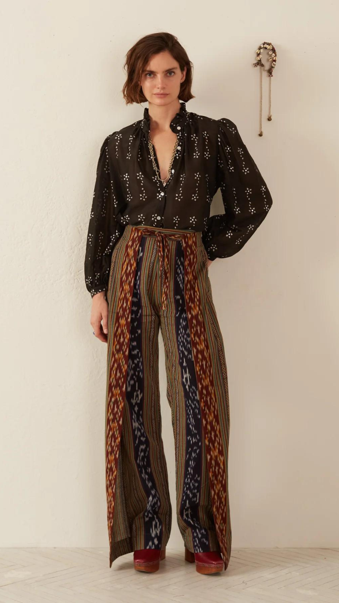 Alix Of Bohemia Annabel Black Daisy Shirt