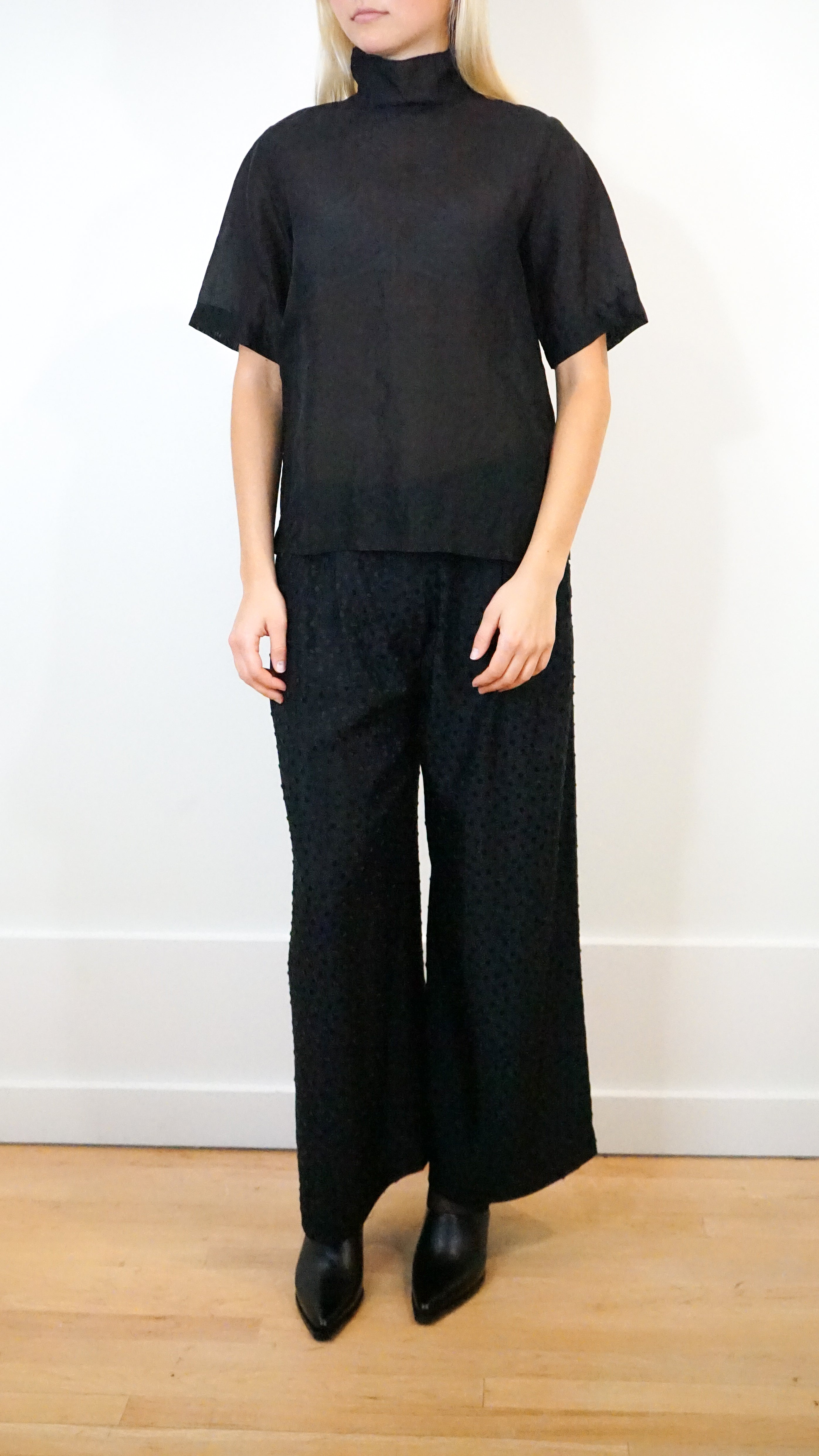 Christian Wijnants Tapulo High Collar Top in Black