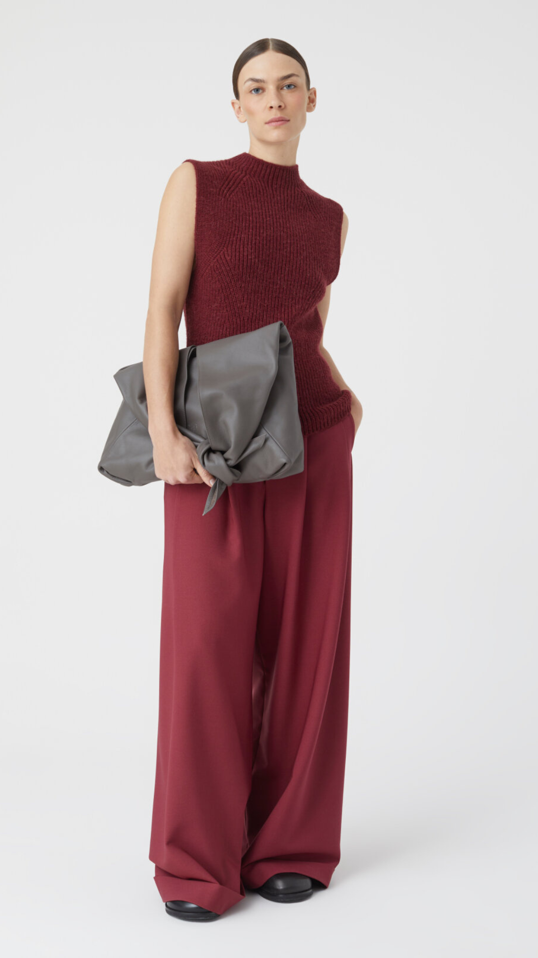 Closed Turtleneck Vest