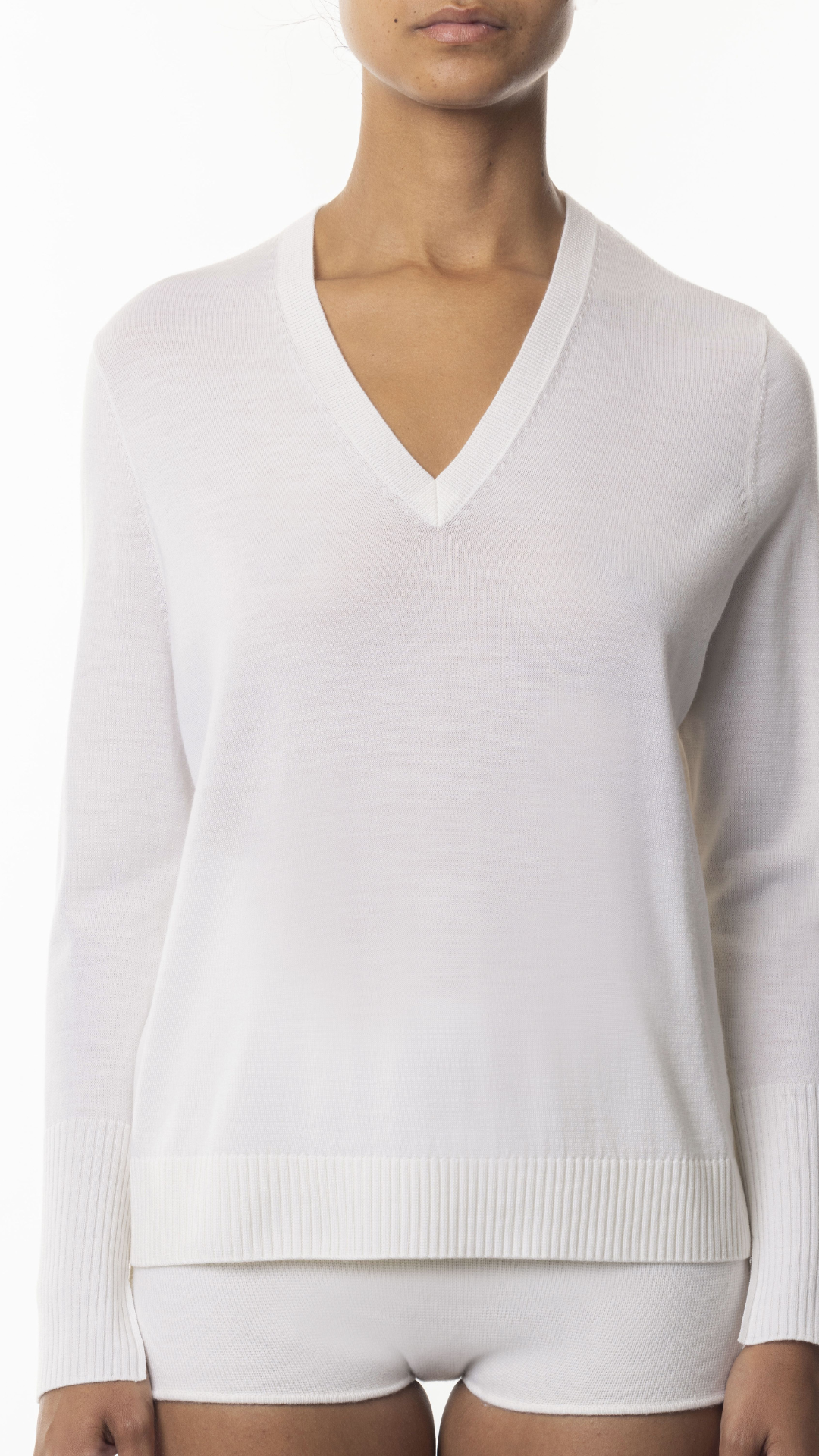 Allude V-neck Sweater