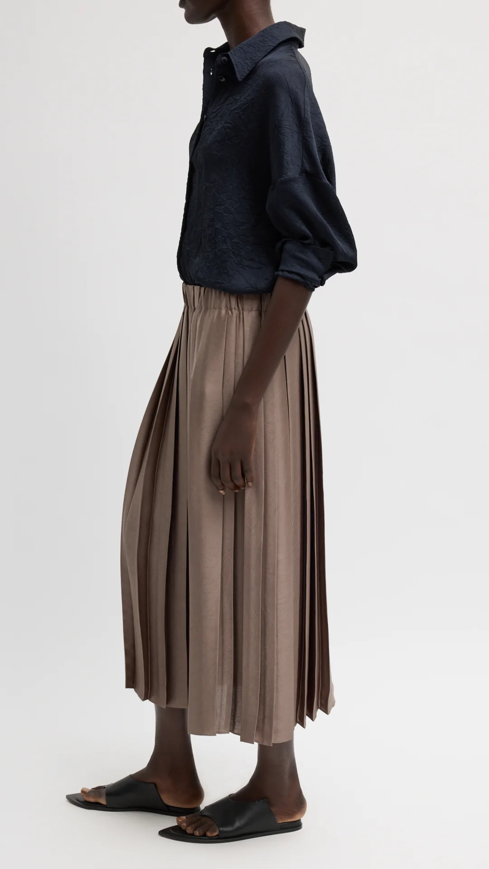 Tibi Feather Weight Pleated Pull On Skirt
