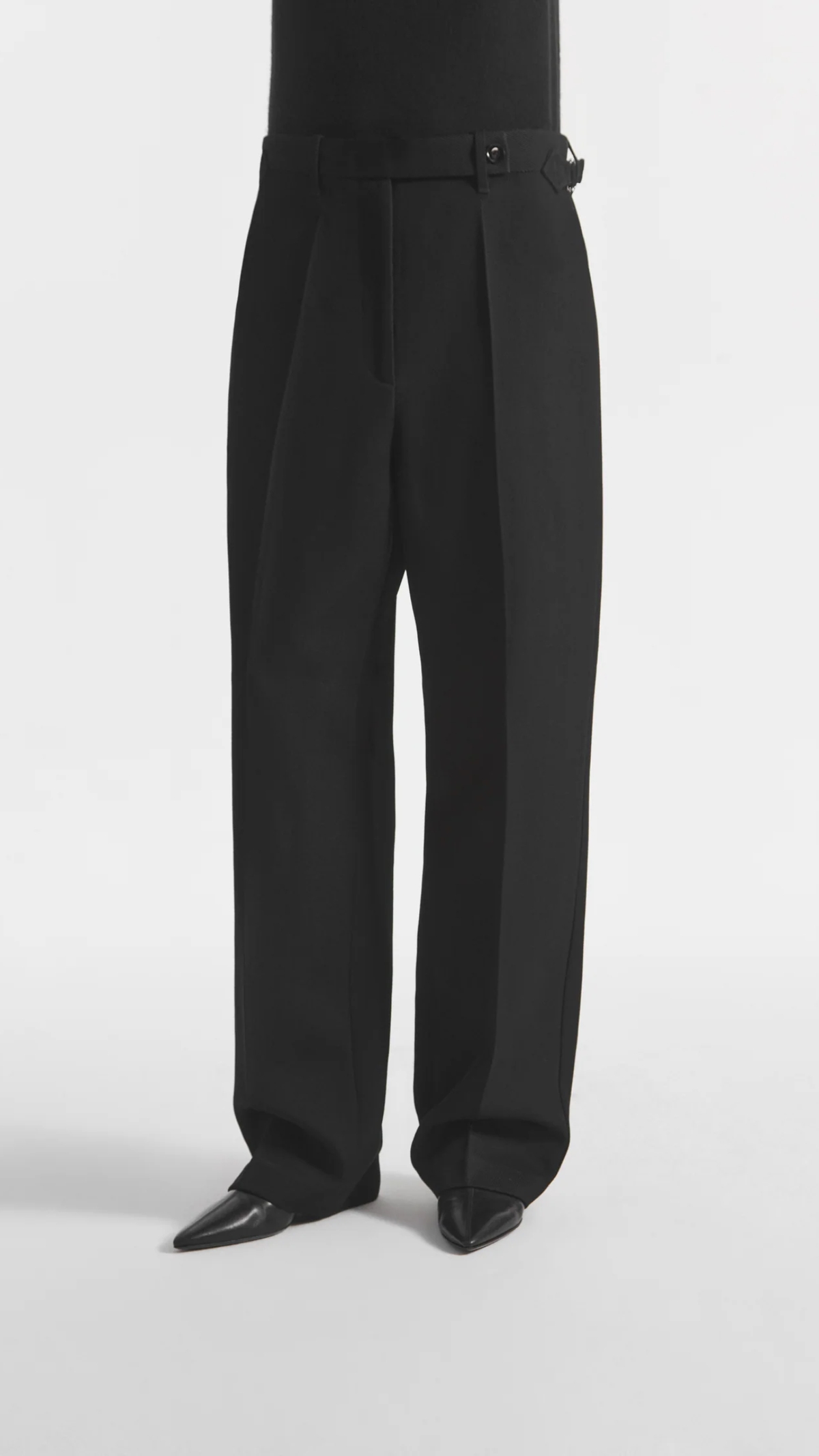 CO Low Rise Wool Trousers in Black