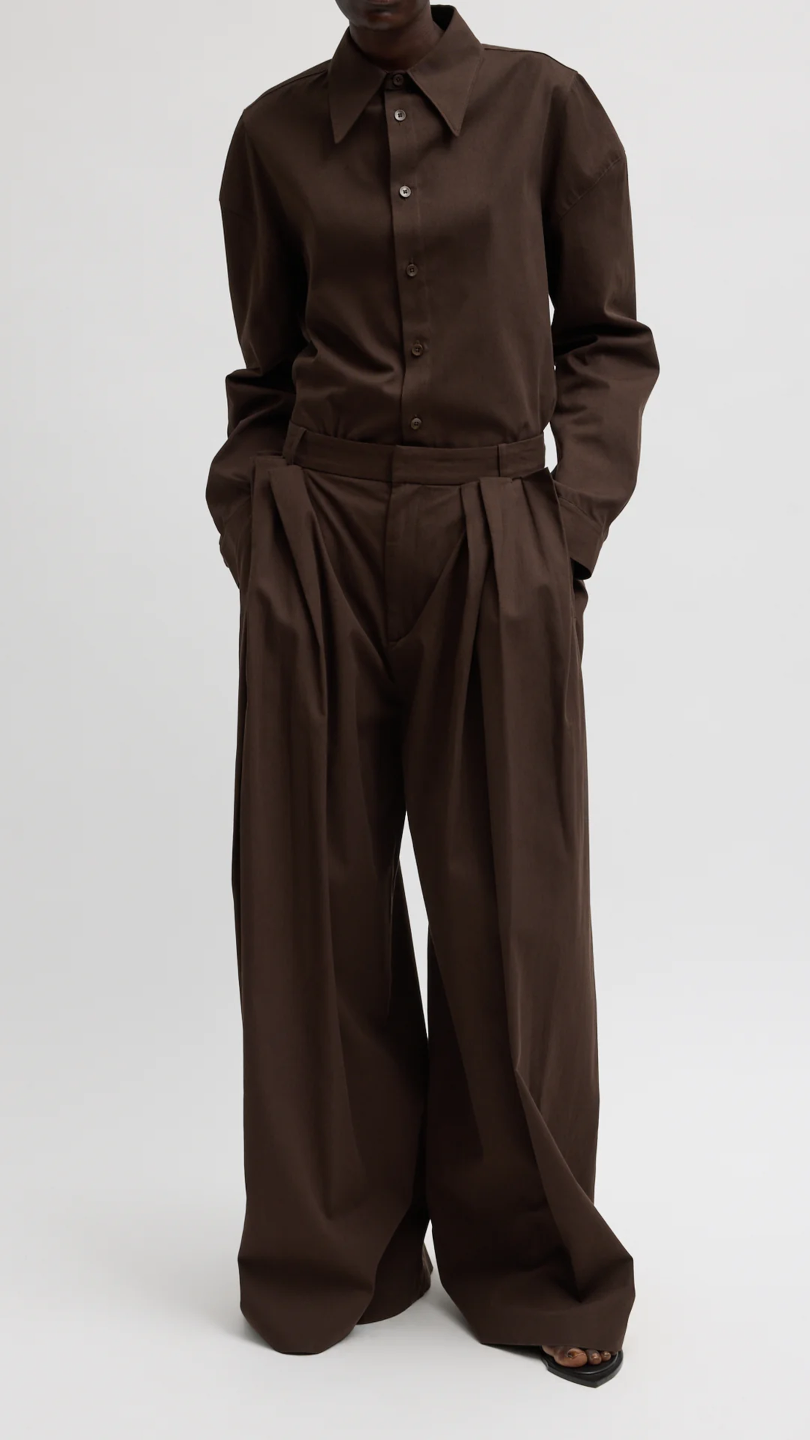 Tibi Luxe Spring Twill Tucked Pleated Wide Leg Trouser in Hickory Brown