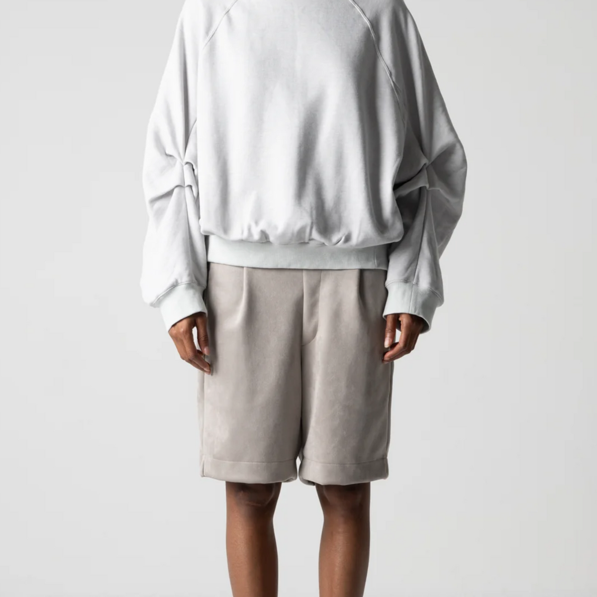 Cog The Big Smoke Leila Wide Cuff Sweatshirt in Grey