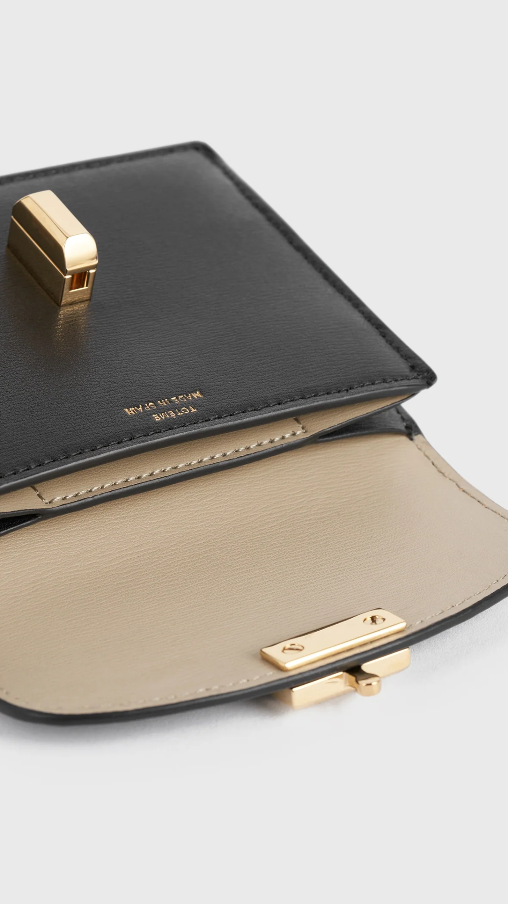 Toteme T-lock Leather Cardholder in Black