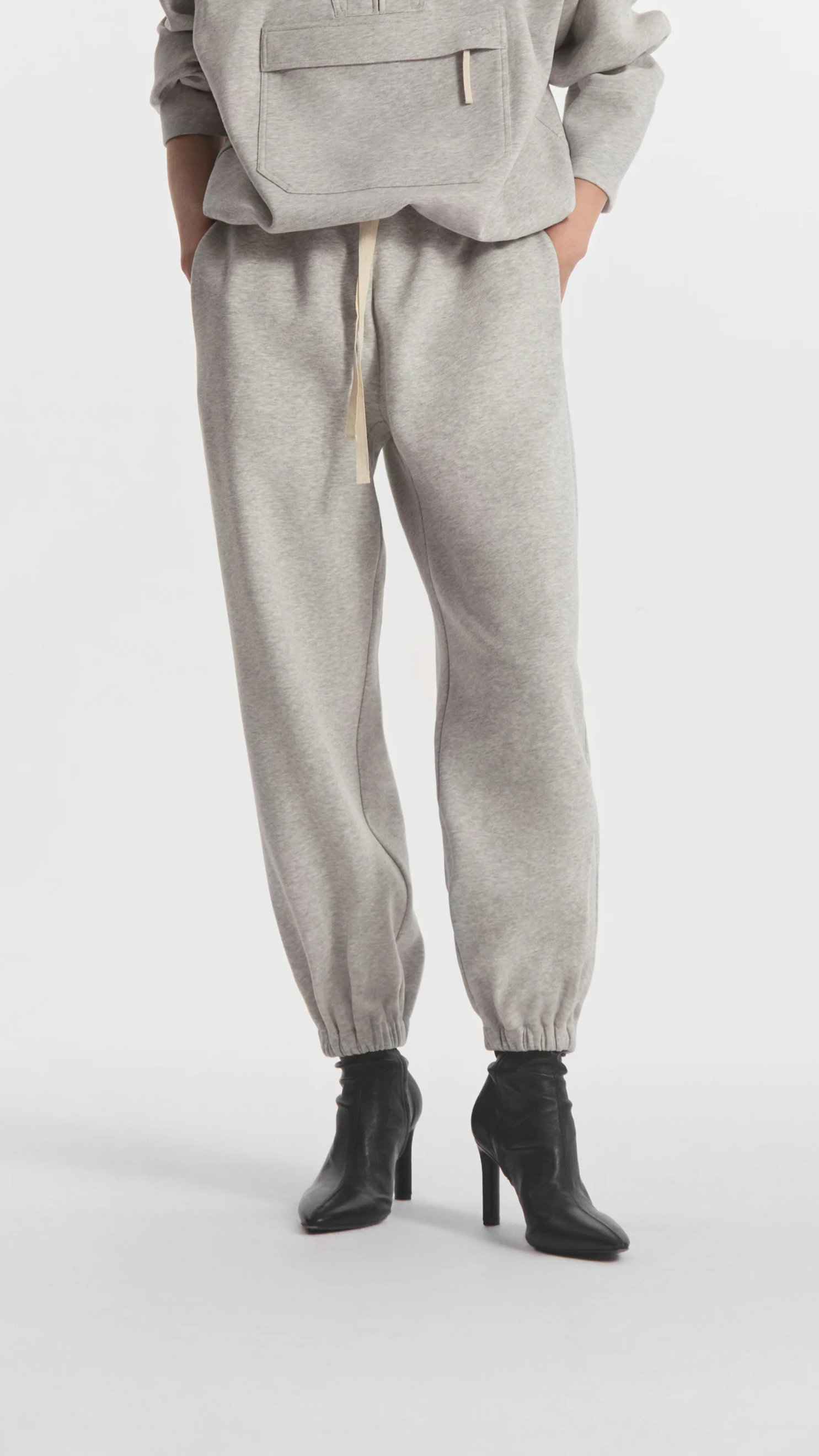CO Stretch Scuba Jersey Jogger in Heather Grey