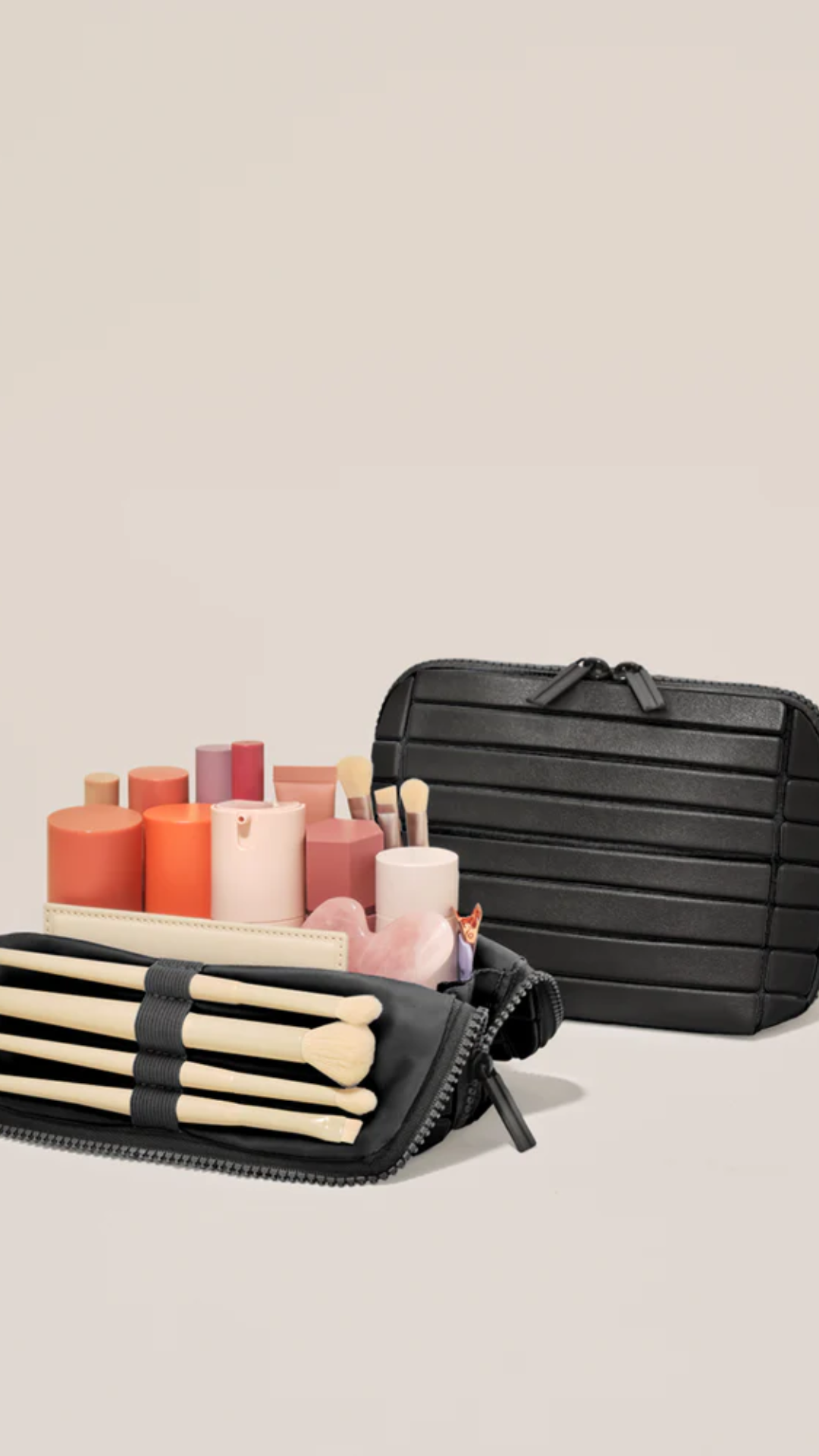 Parallelle The Small Traveller in Onyx