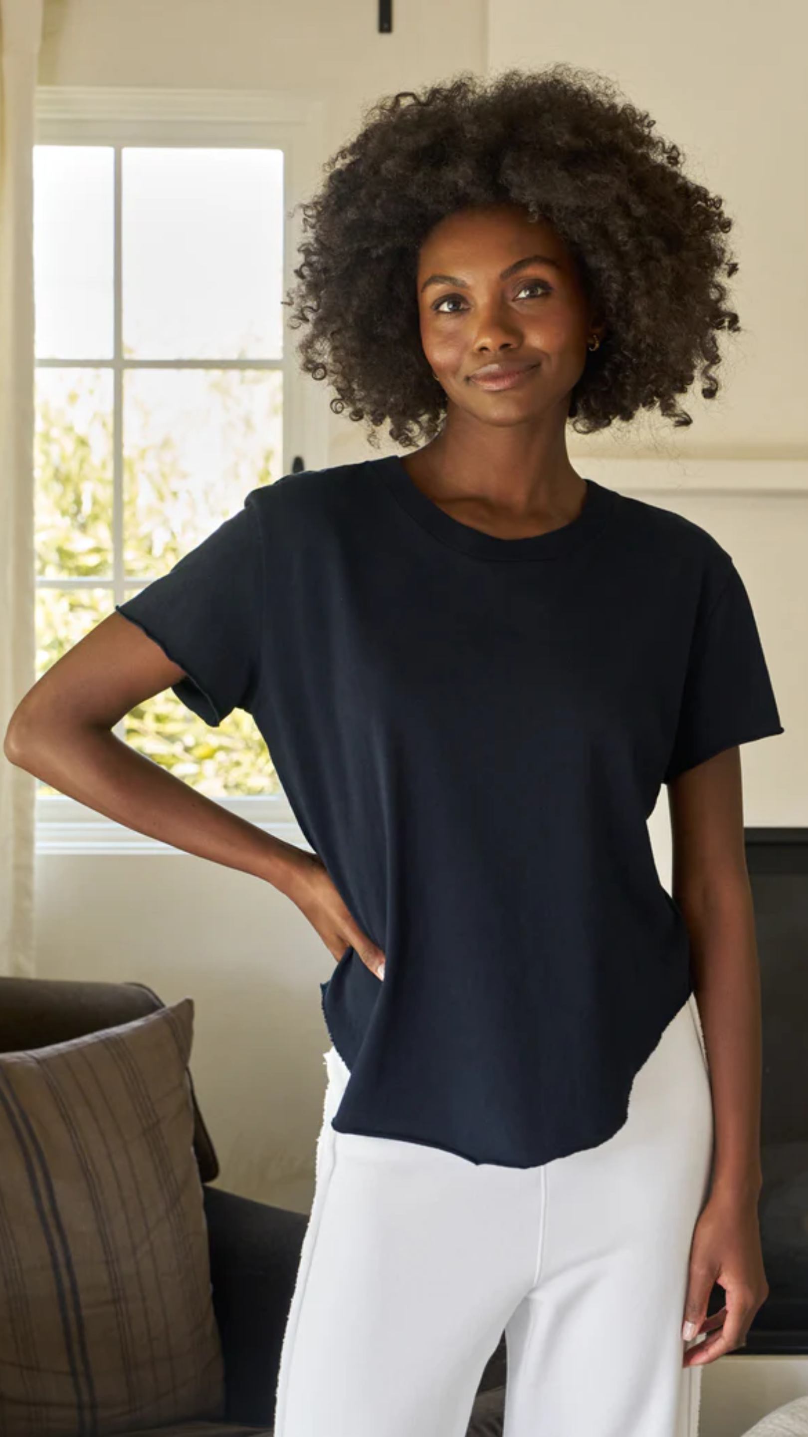 Frank & Eileen Theo Perfect Tee in British Royal Navy
