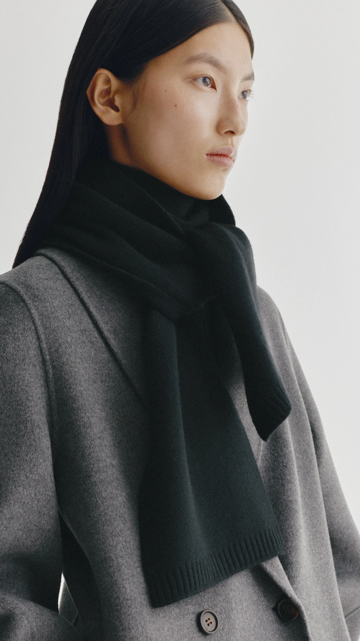 Lisa Yang Frederica Scarf in Black