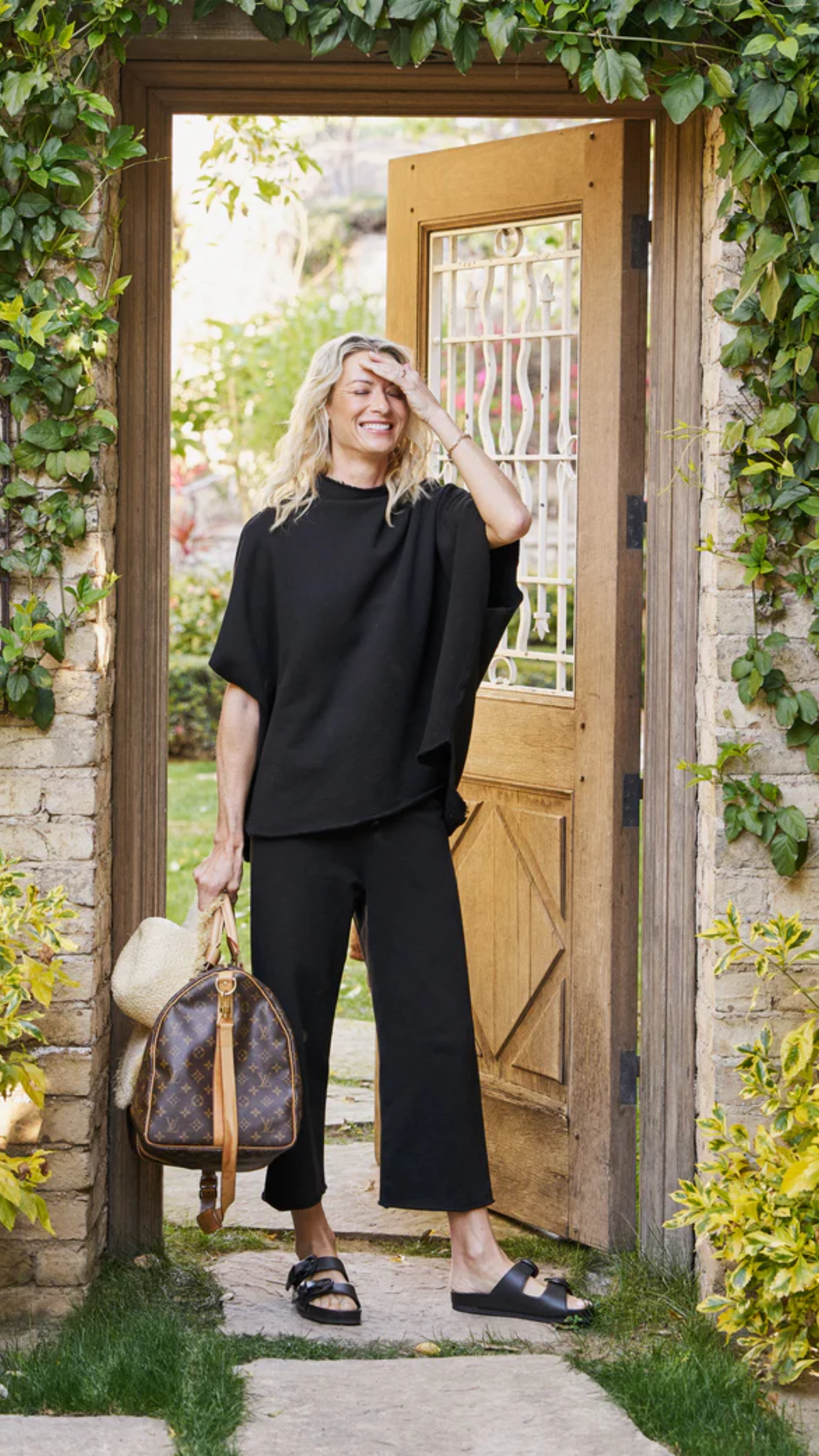 Frank & Eileen Malibu Travel Set in Black