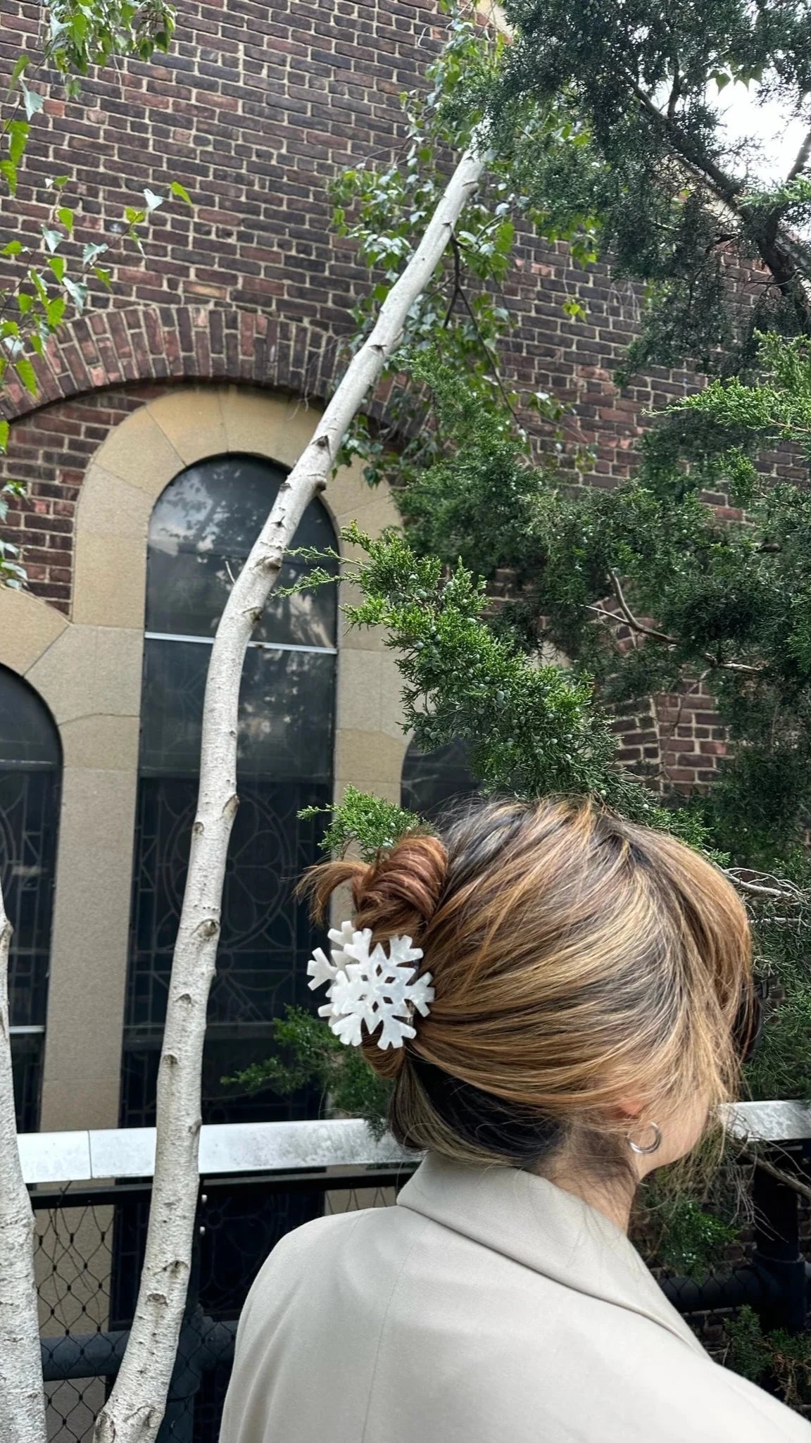 Solar Eclipse Snowflake Holiday Claw Clip