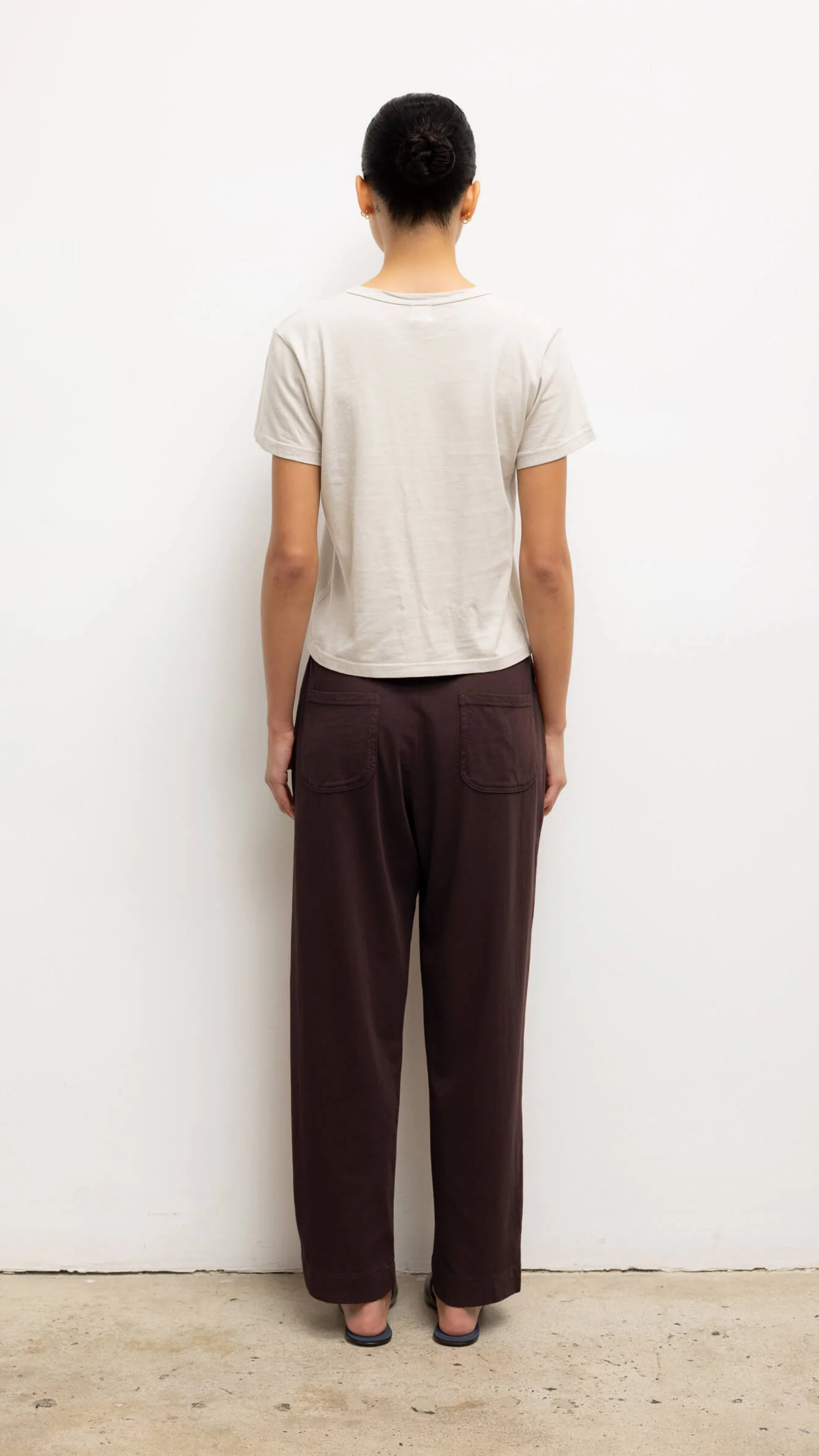 LESET Margo Tapered Pocket Pant in Chocolate