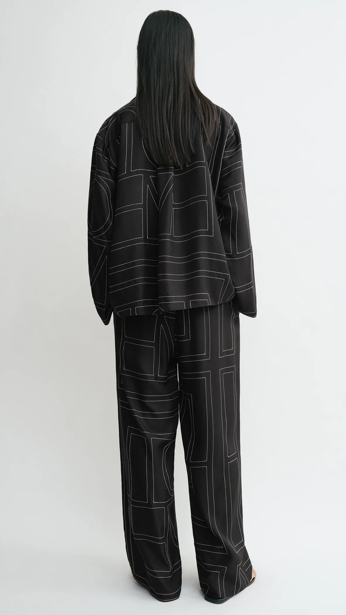 Toteme Monogram Silk Pj Top in Black