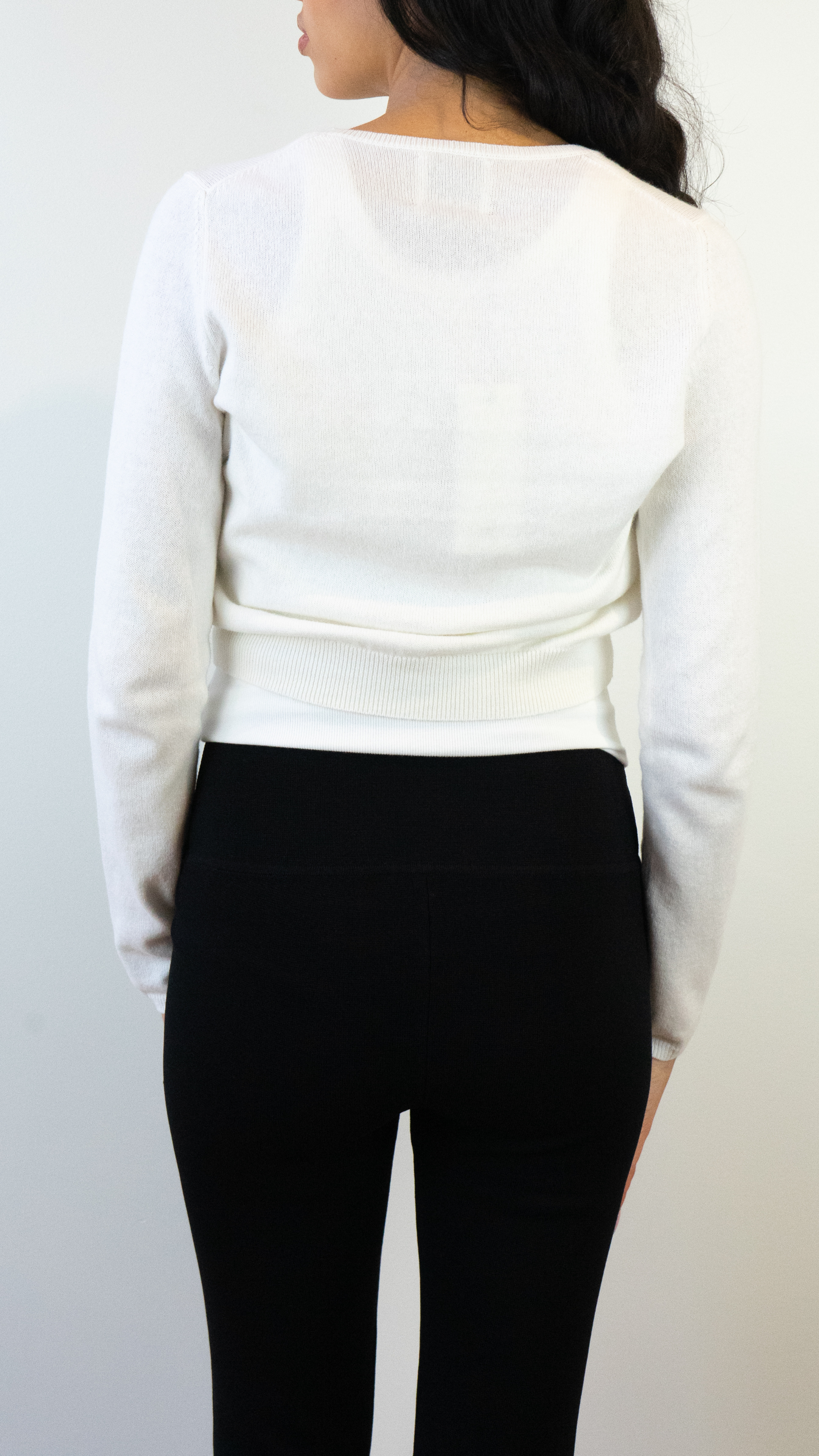 Allude Round Neck Cardigan