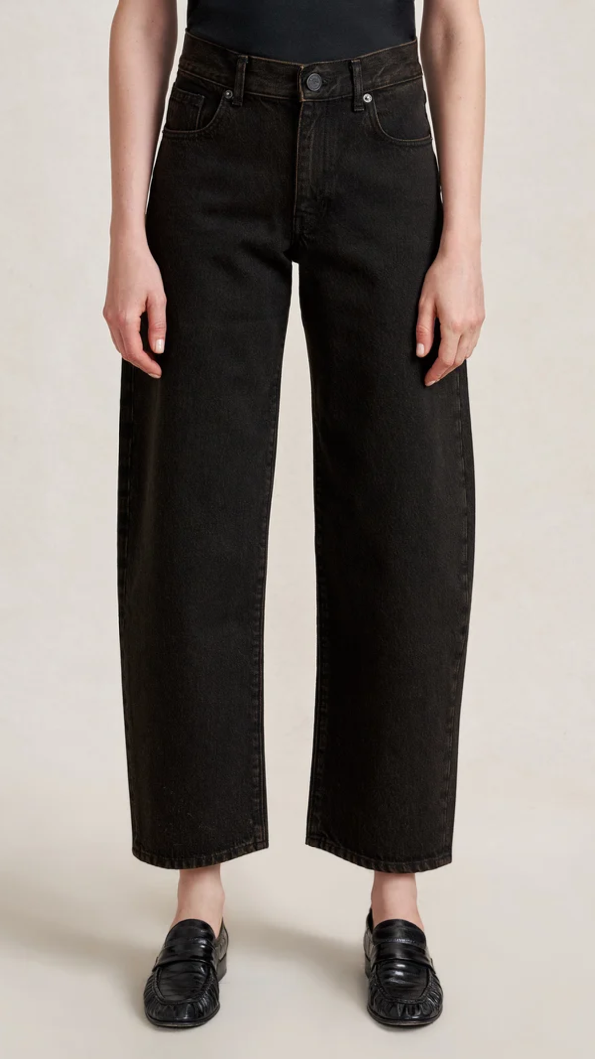 La Ligne The Marilyn Mid-Rise Barrel Jean in Chocolate Acid