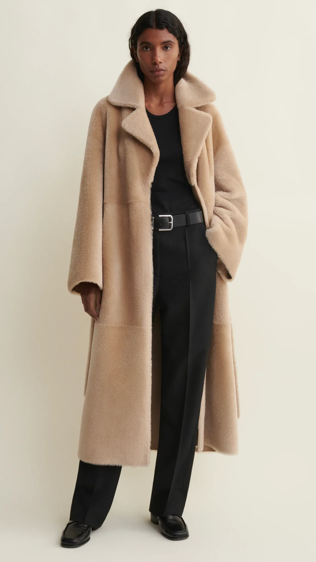 Arma Rien Sheepskin Coat in Sand
