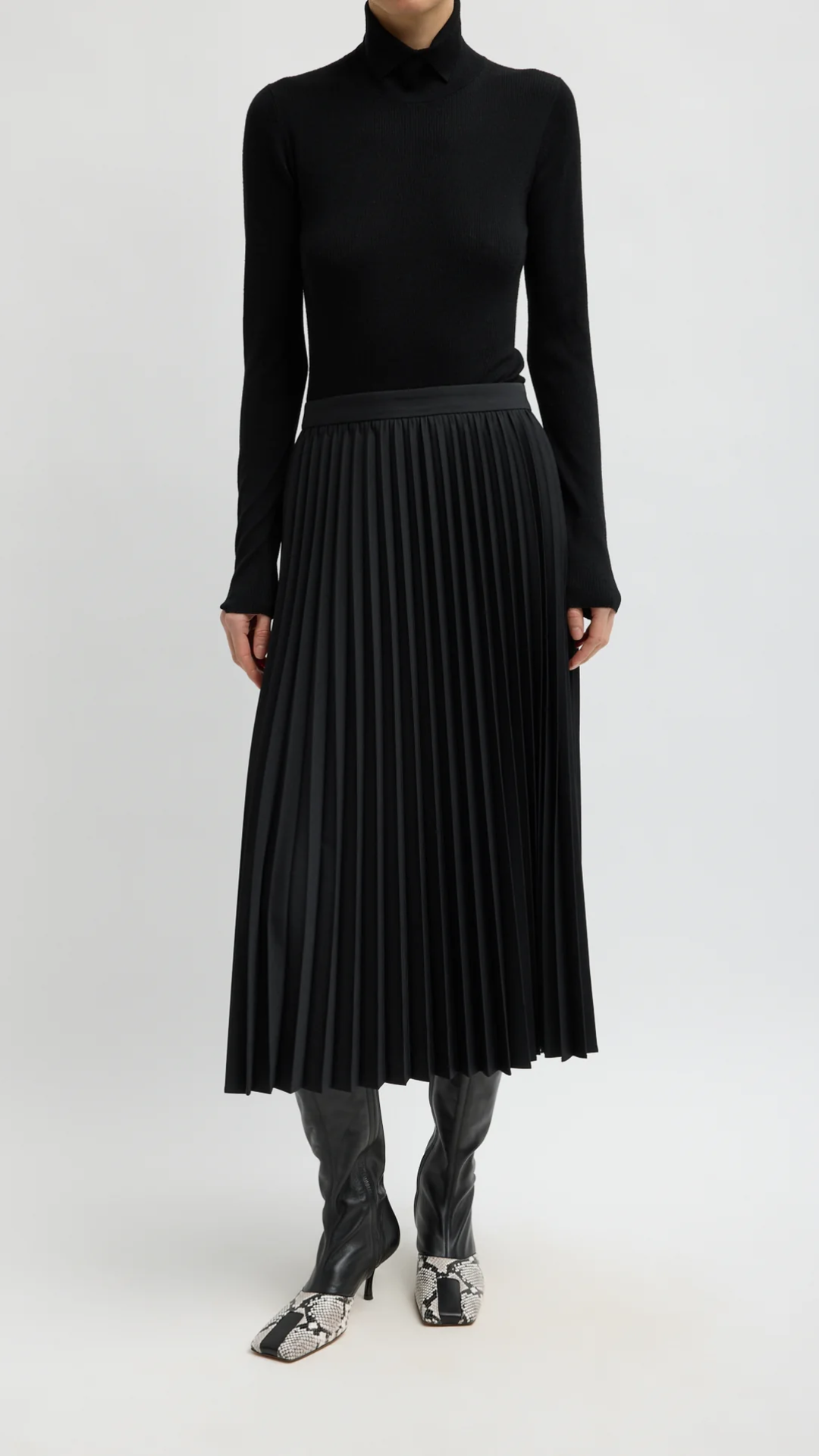 Tibi Tropical Wool Pleating Sunray Skirt in Black