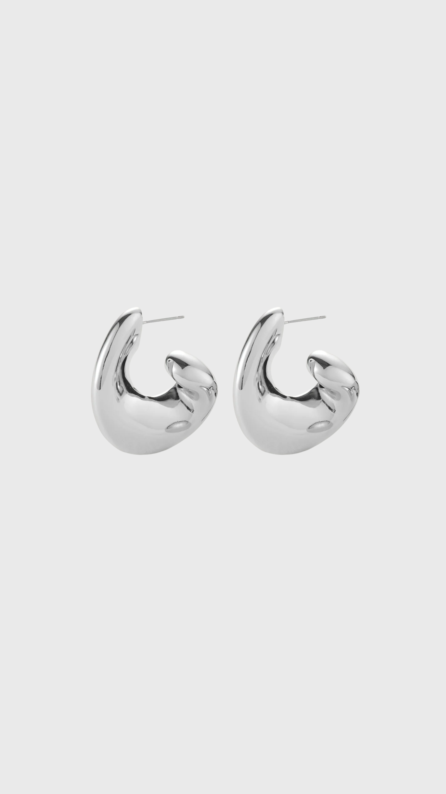 Jenny Bird Gigi Hoops in Silver