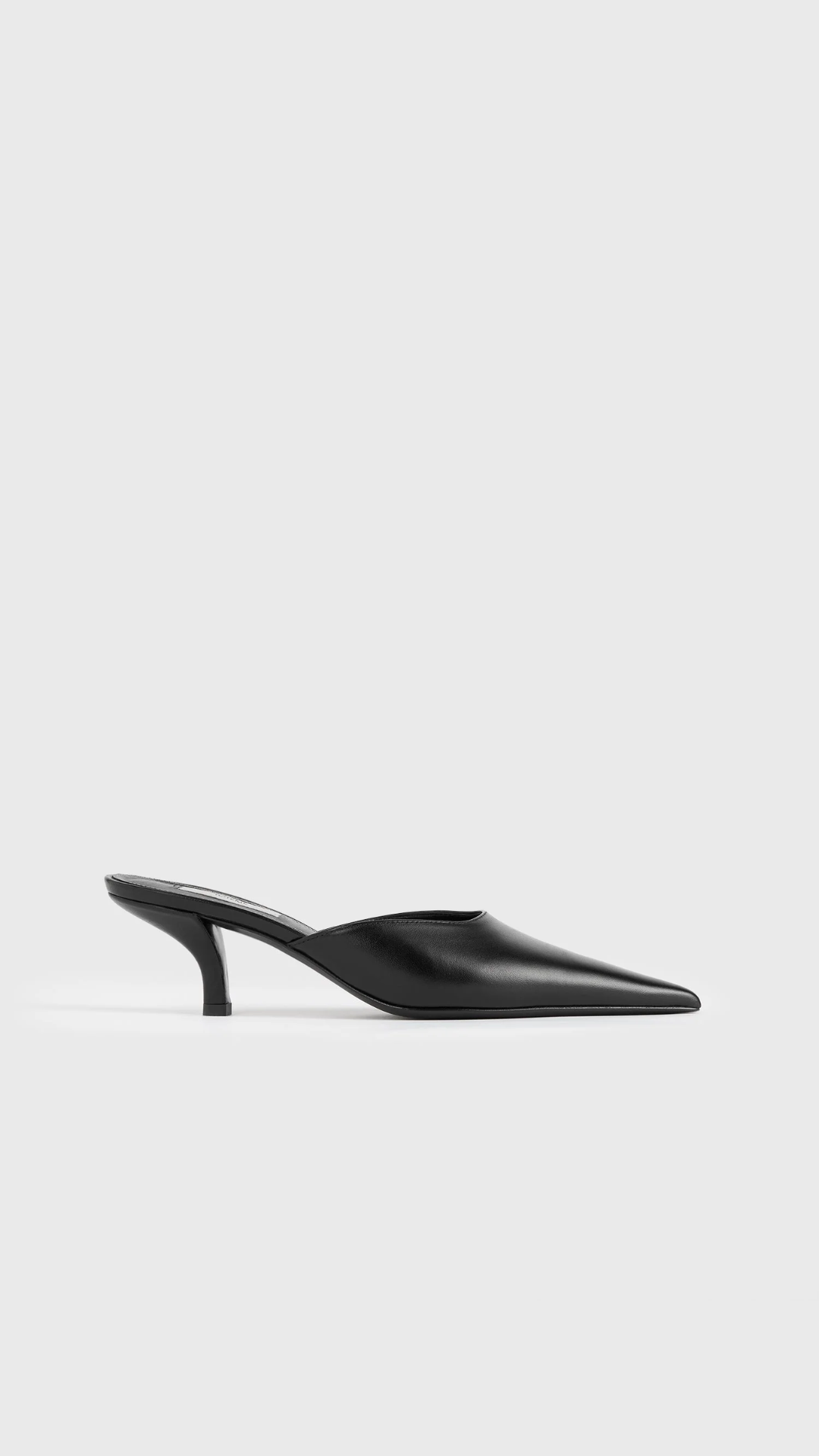 Toteme Sharp Mules in Black
