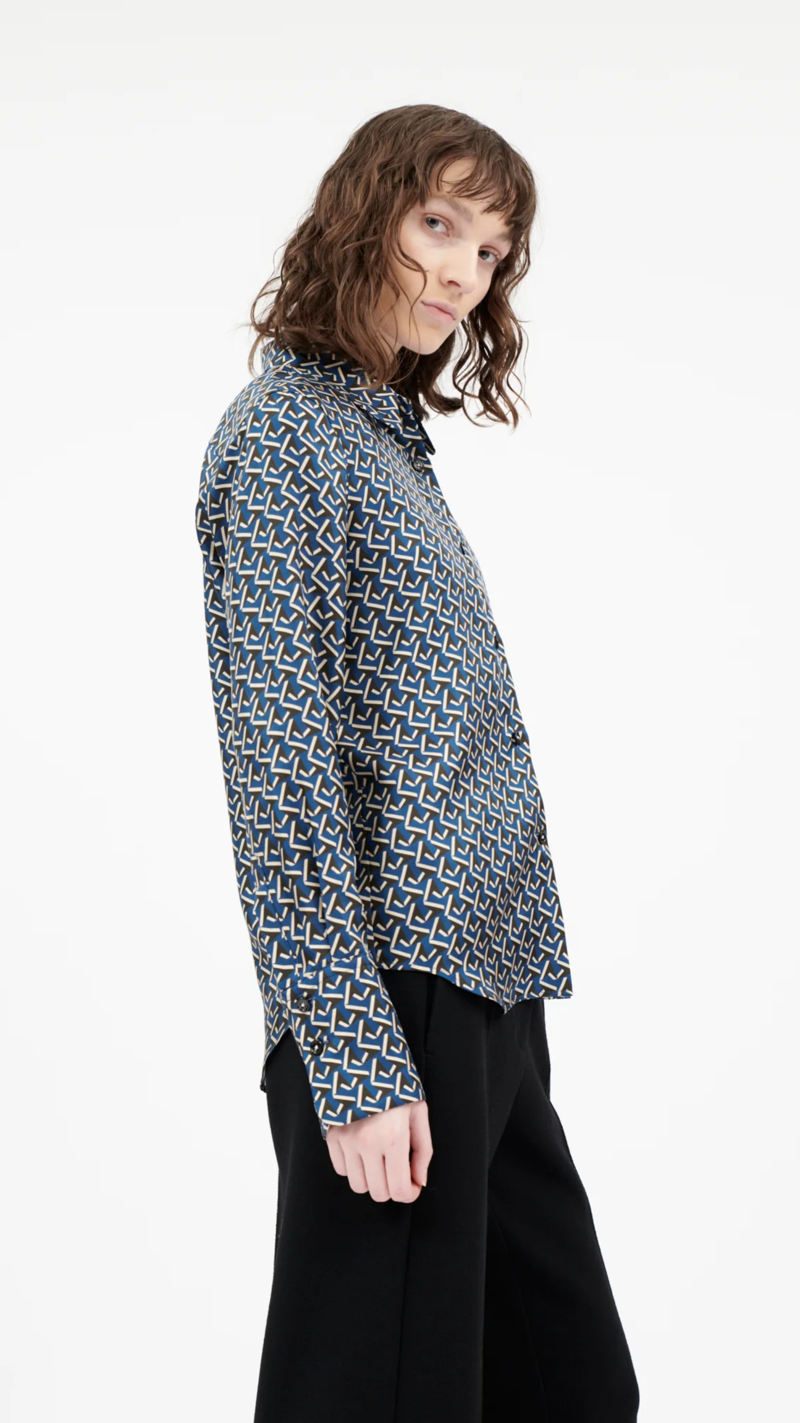 Odeeh Pattern Shirt in Admiral