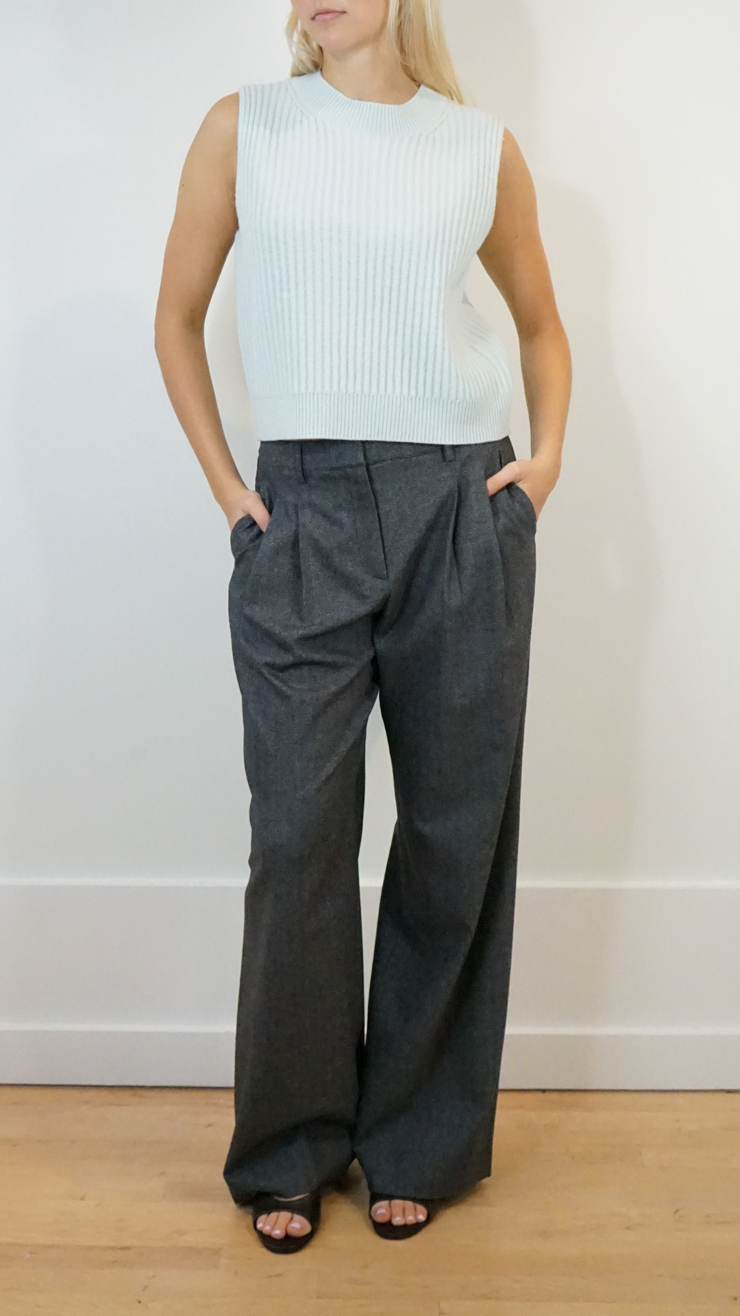 Allude Crewneck Vest in Flower