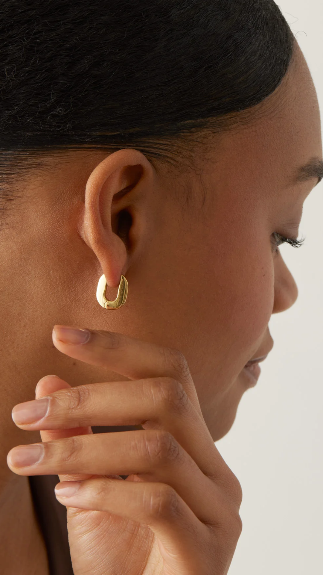 Jenny Bird Teeni Toni Huggie Earrings in Gold