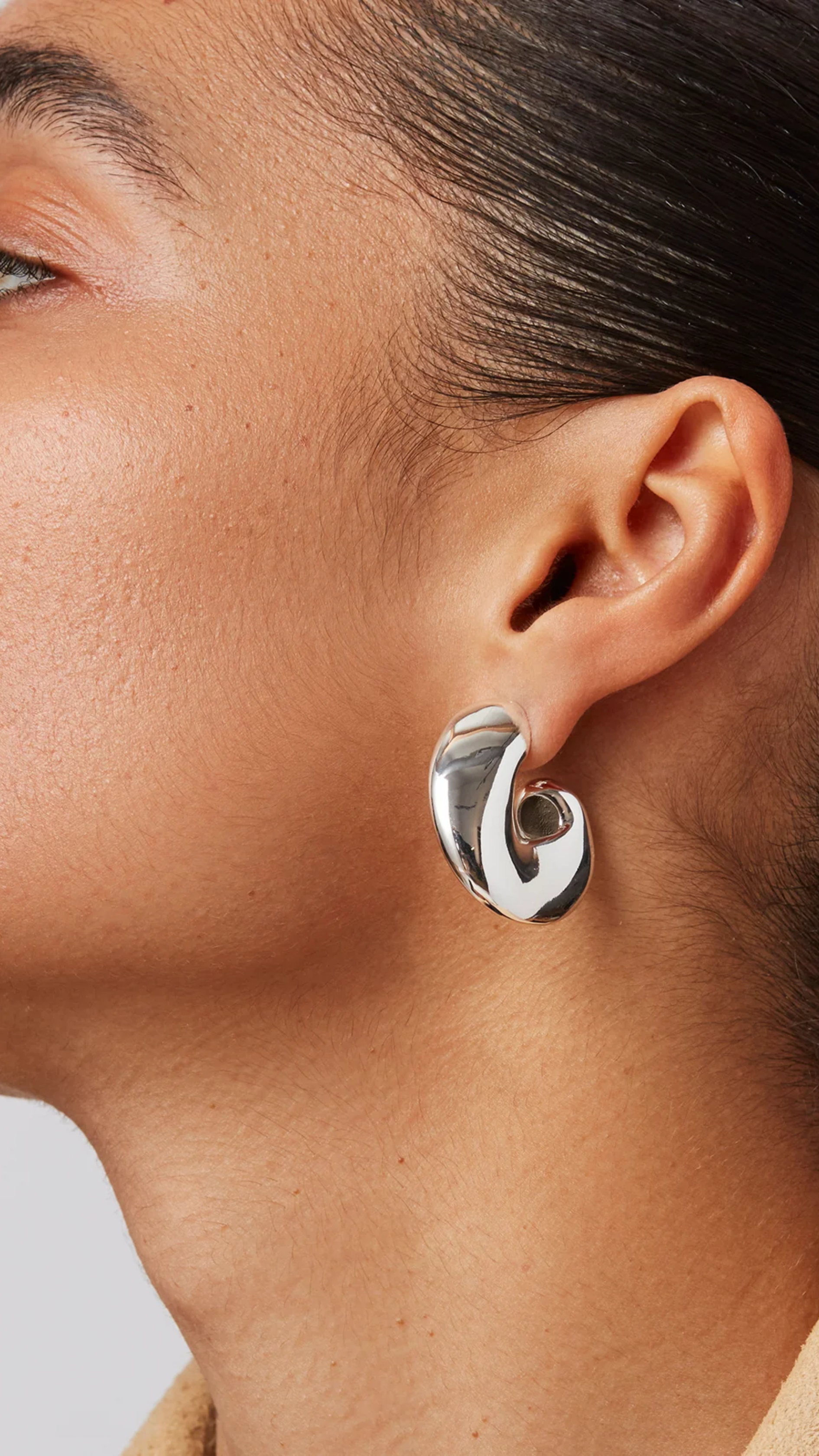 Jenny Bird Gigi Hoops in Silver