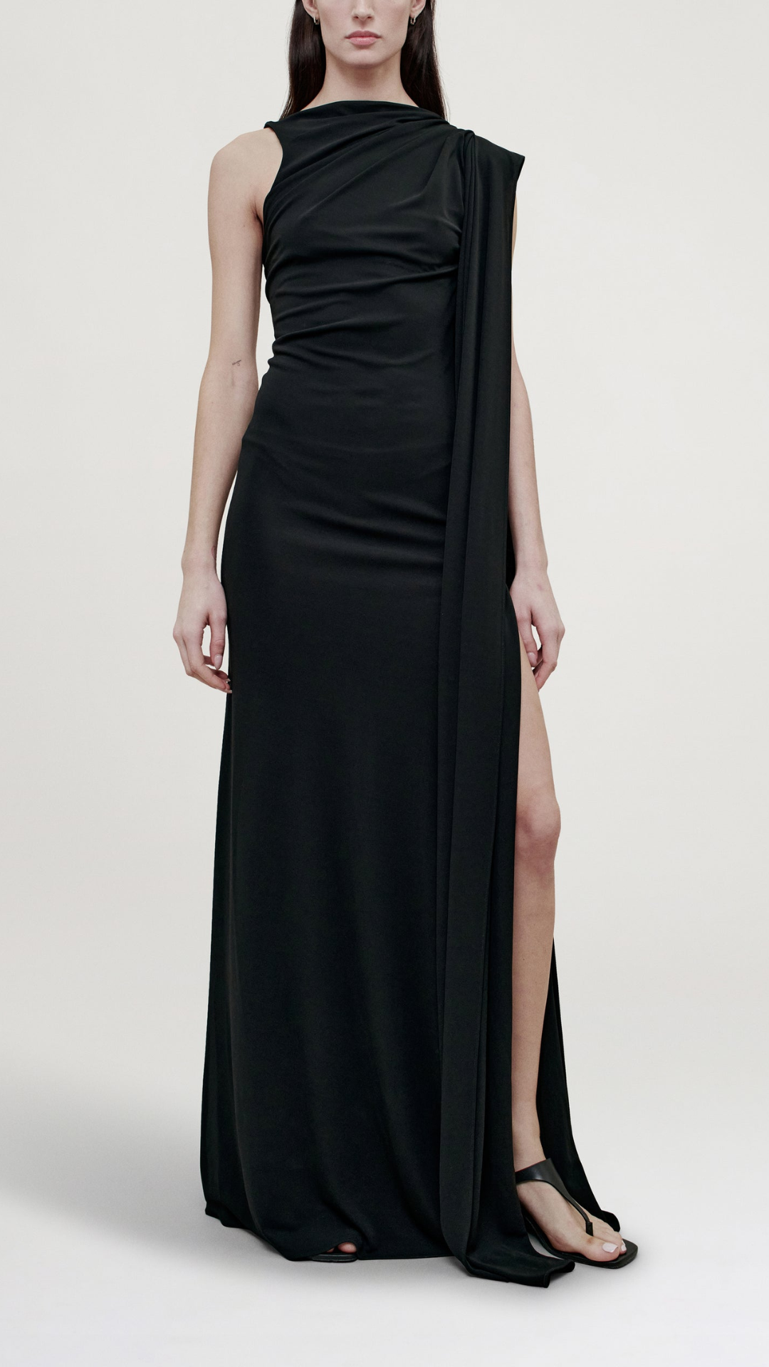 Kallmeyer Roma Gown in Black