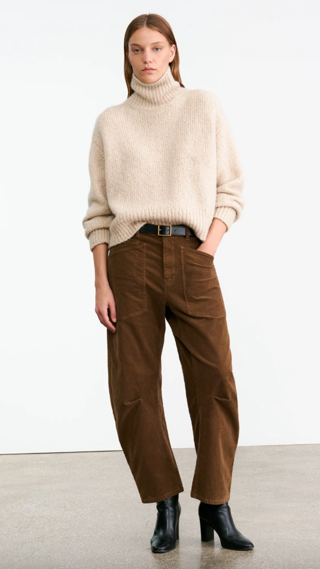 Nili Lotan Shon Corduroy Pant in Caffe