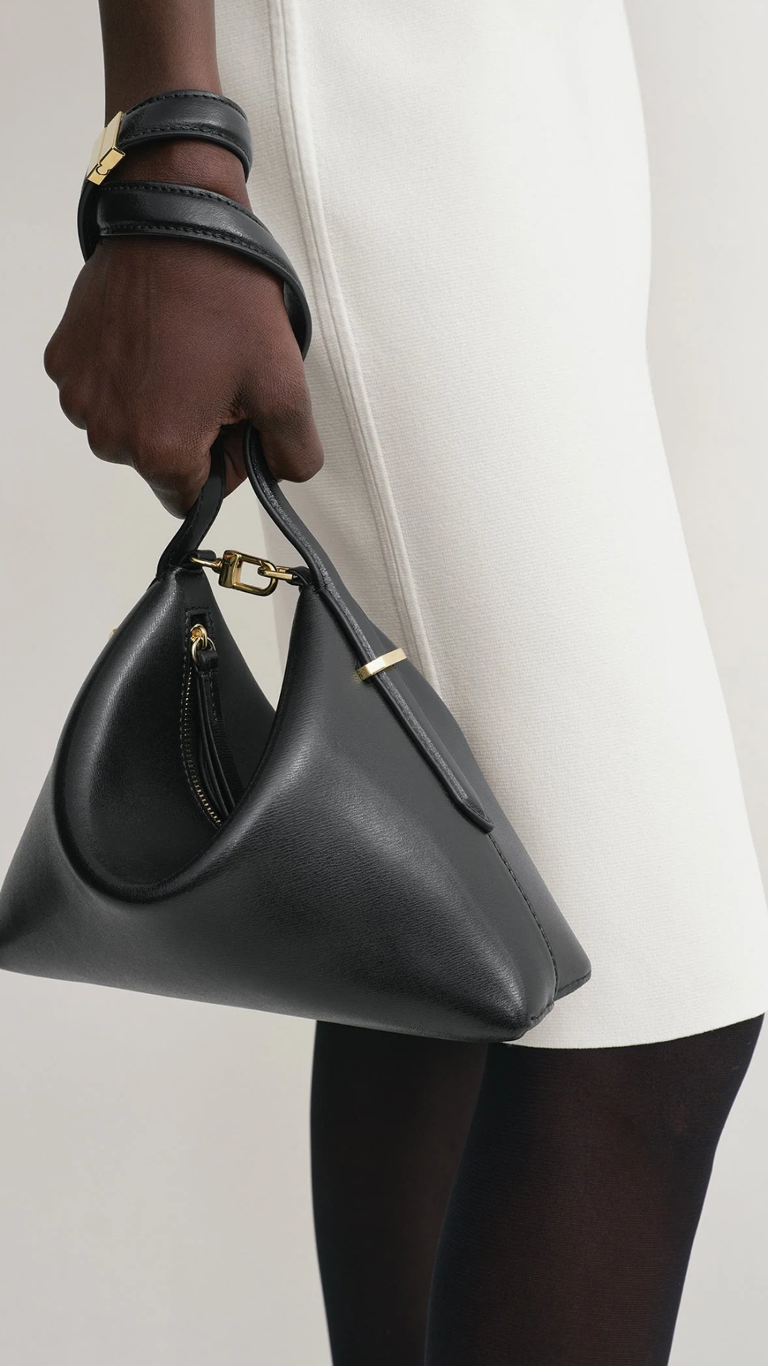 Toteme Bevel Leather Wristlet Bag in Black