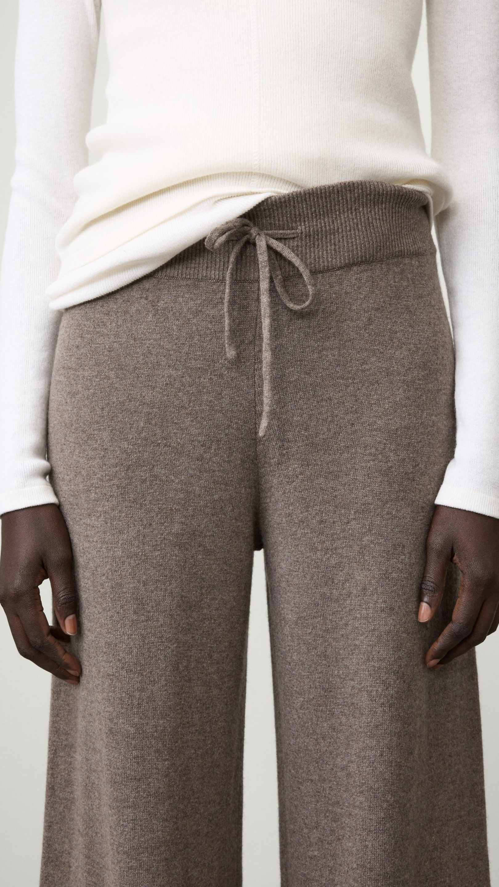 Lisa Yang Sofi Trousers in Truffle