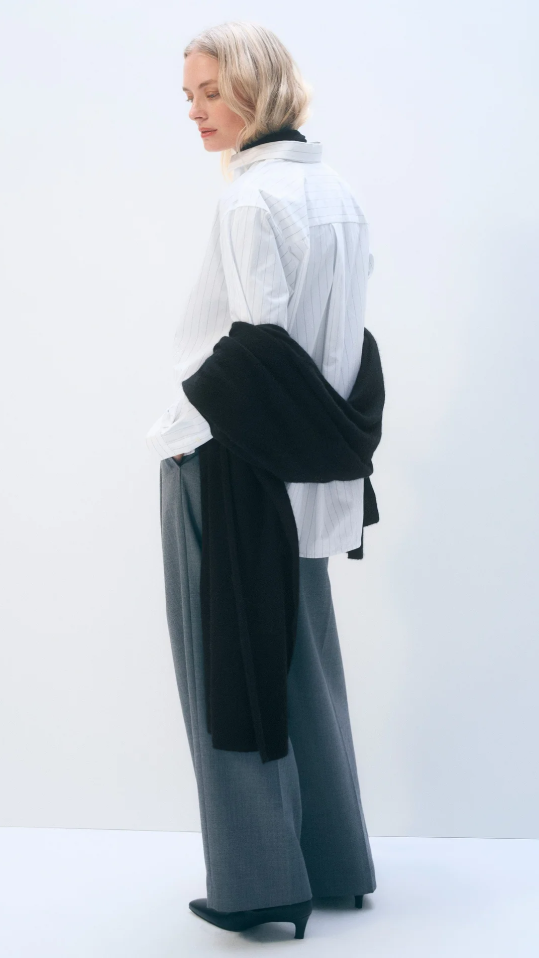 White + Warren Cashmere Travel Wrap