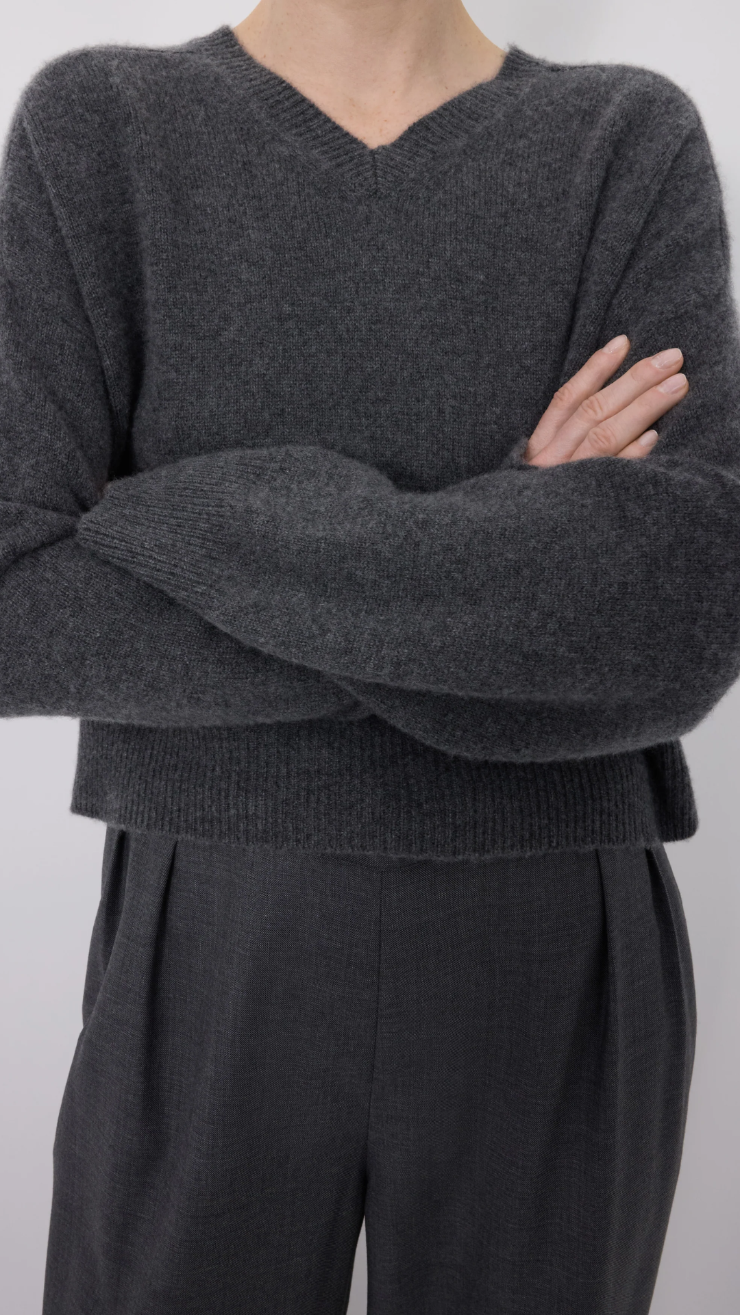 Loulou de Saison Anzor LDS V Neck Boxy Sweater in Anthracite