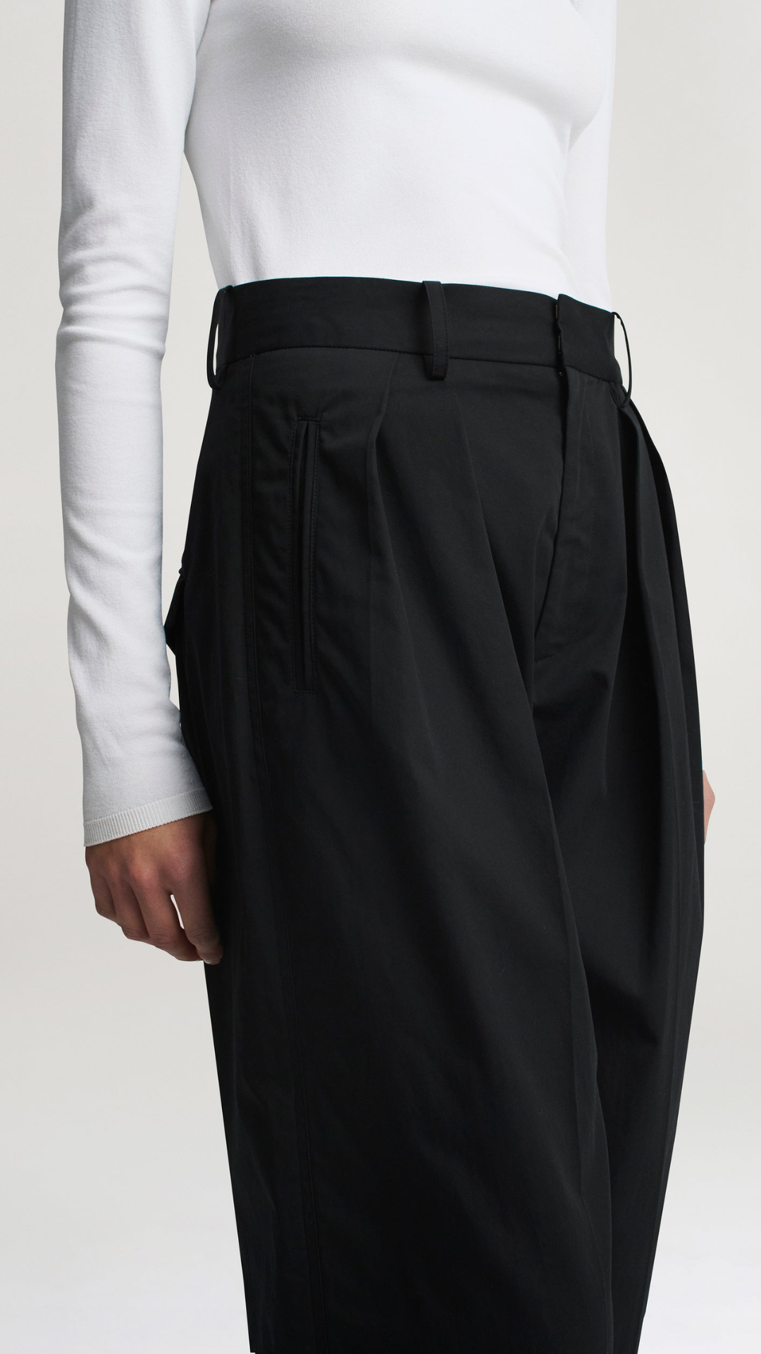 Kallmeyer Joel Pleated Trouser in Black