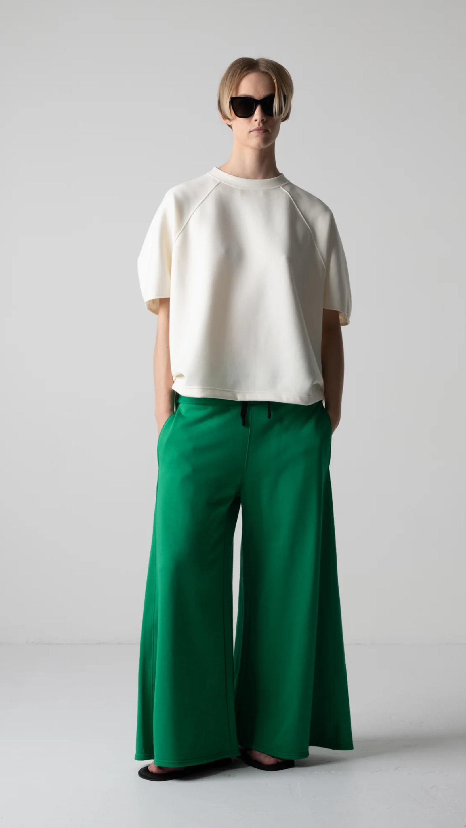 Cog The Big Smoke Hellen Pentagon Top in Off White