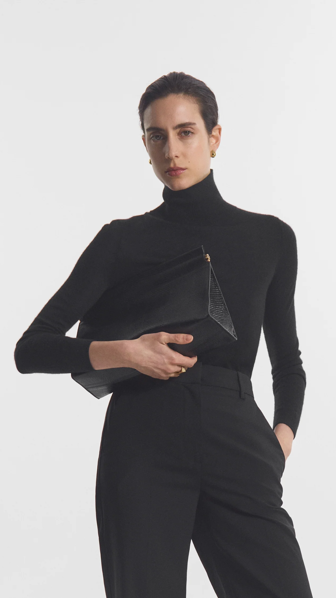 CO Long Sleeve Turtleneck in Black