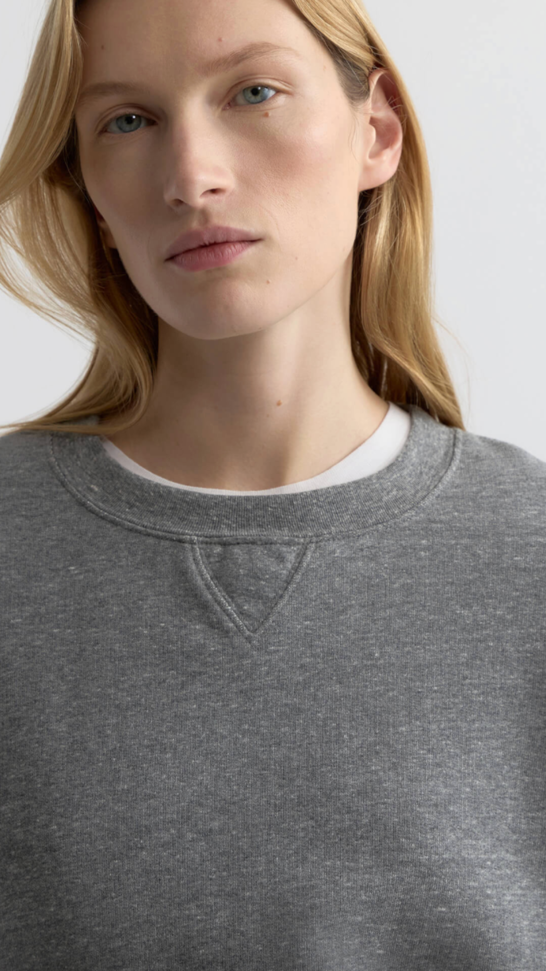 Nili Lotan Gladys Sweatshirt in Heather Grey