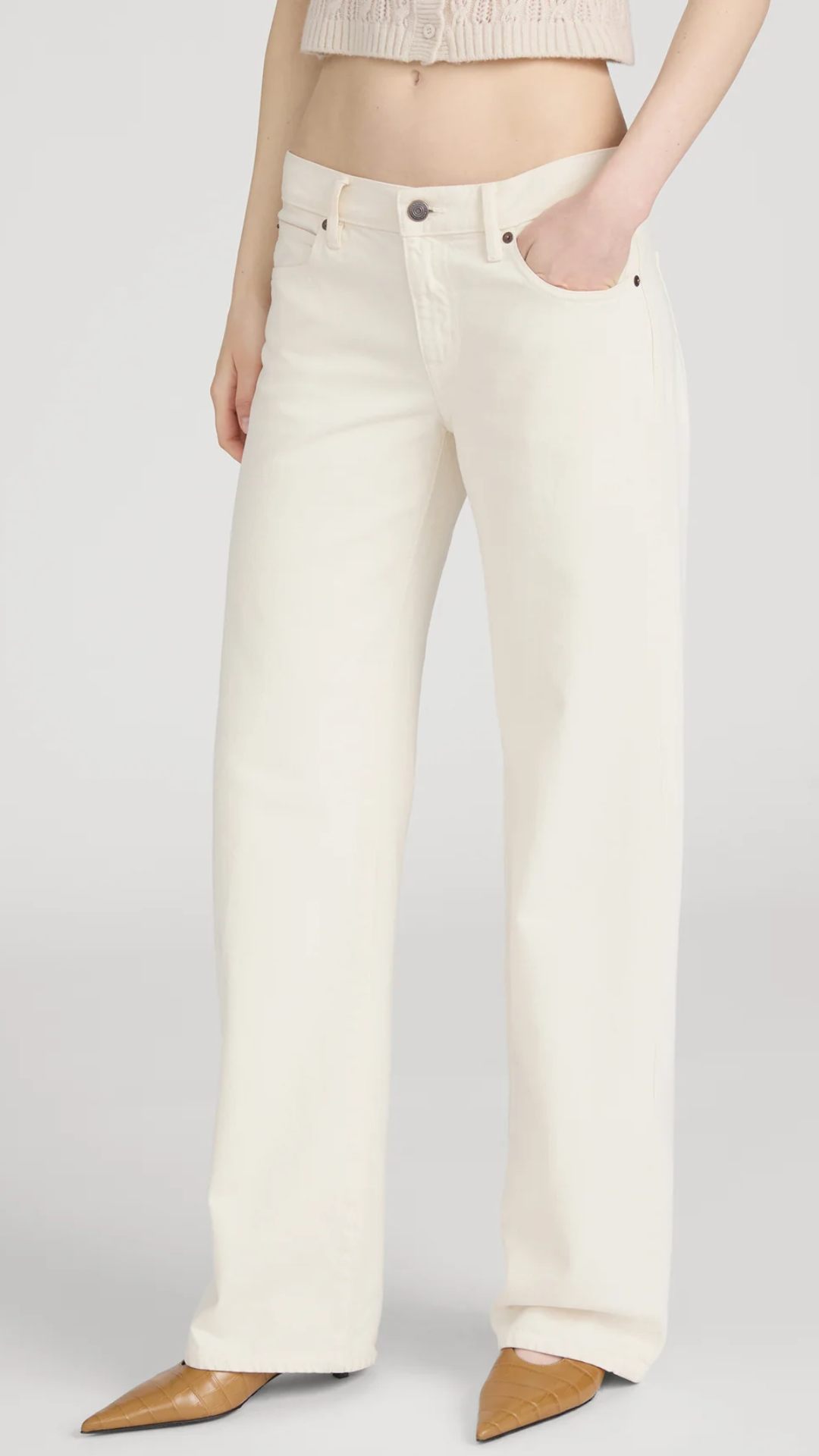 FRAME The Saturday Jean in Shell