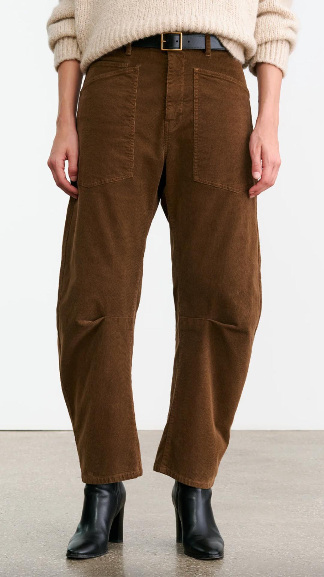 Nili Lotan Shon Corduroy Pant in Caffe