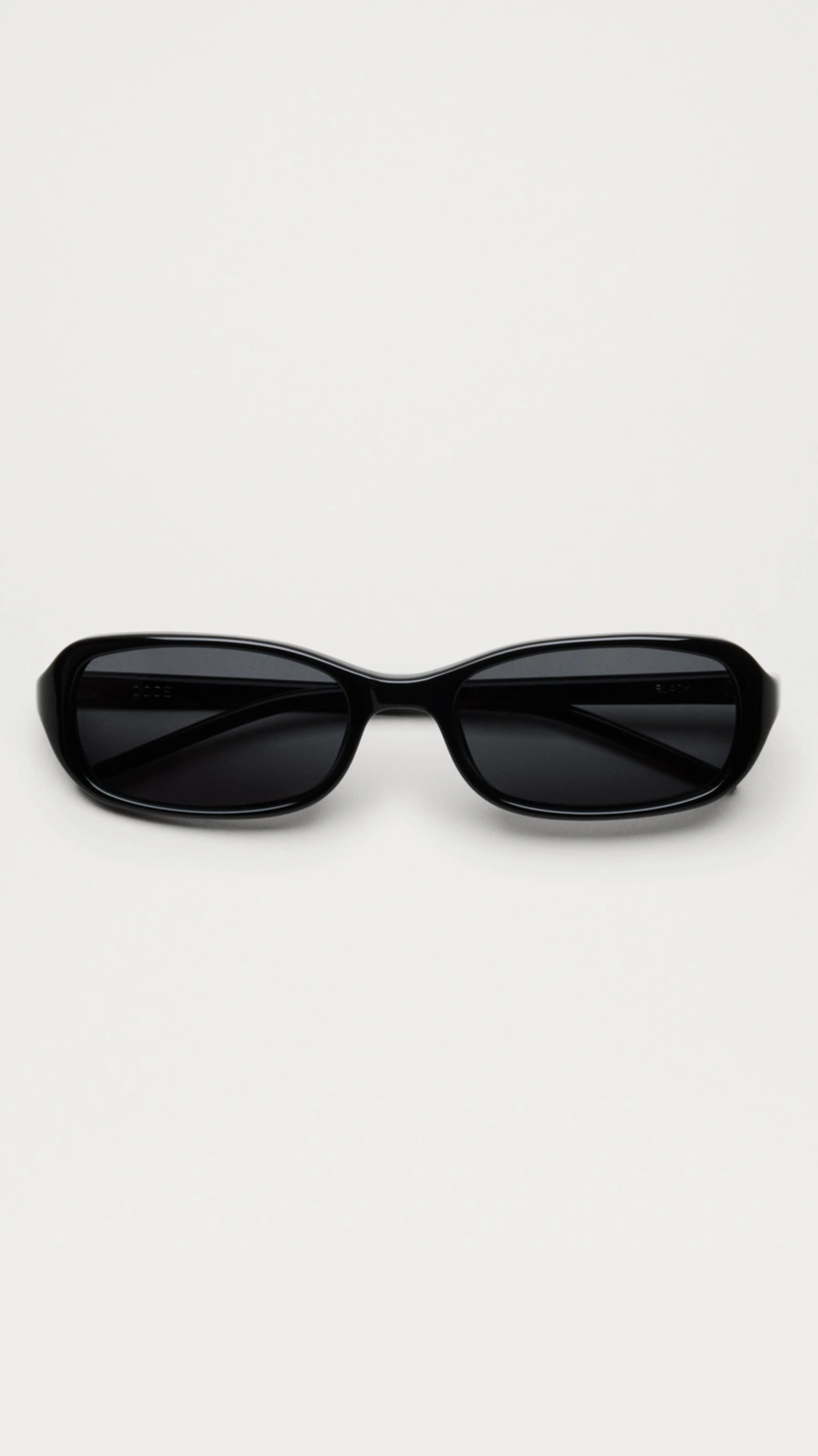 Chimi Code Sunglasses in Black