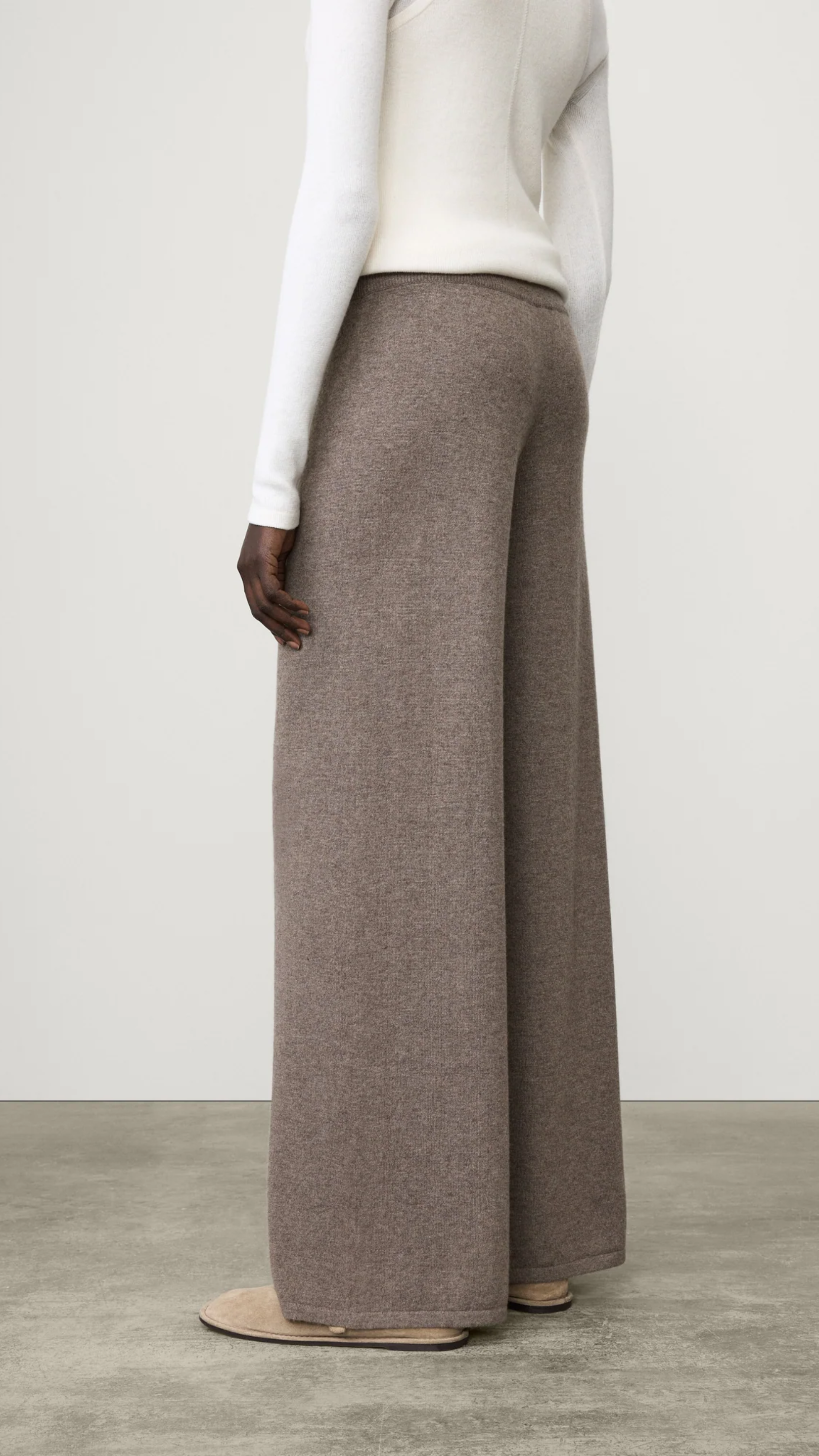 Lisa Yang Sofi Trousers in Truffle