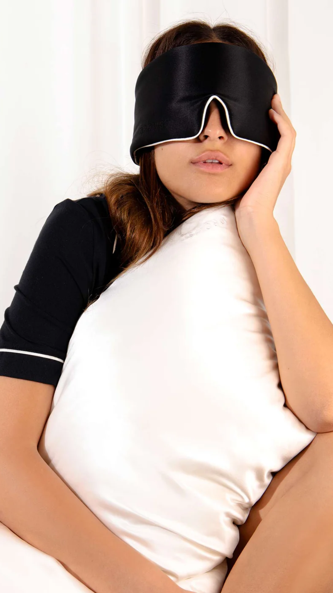 Drowsy Silk Pillowcase in Akoya