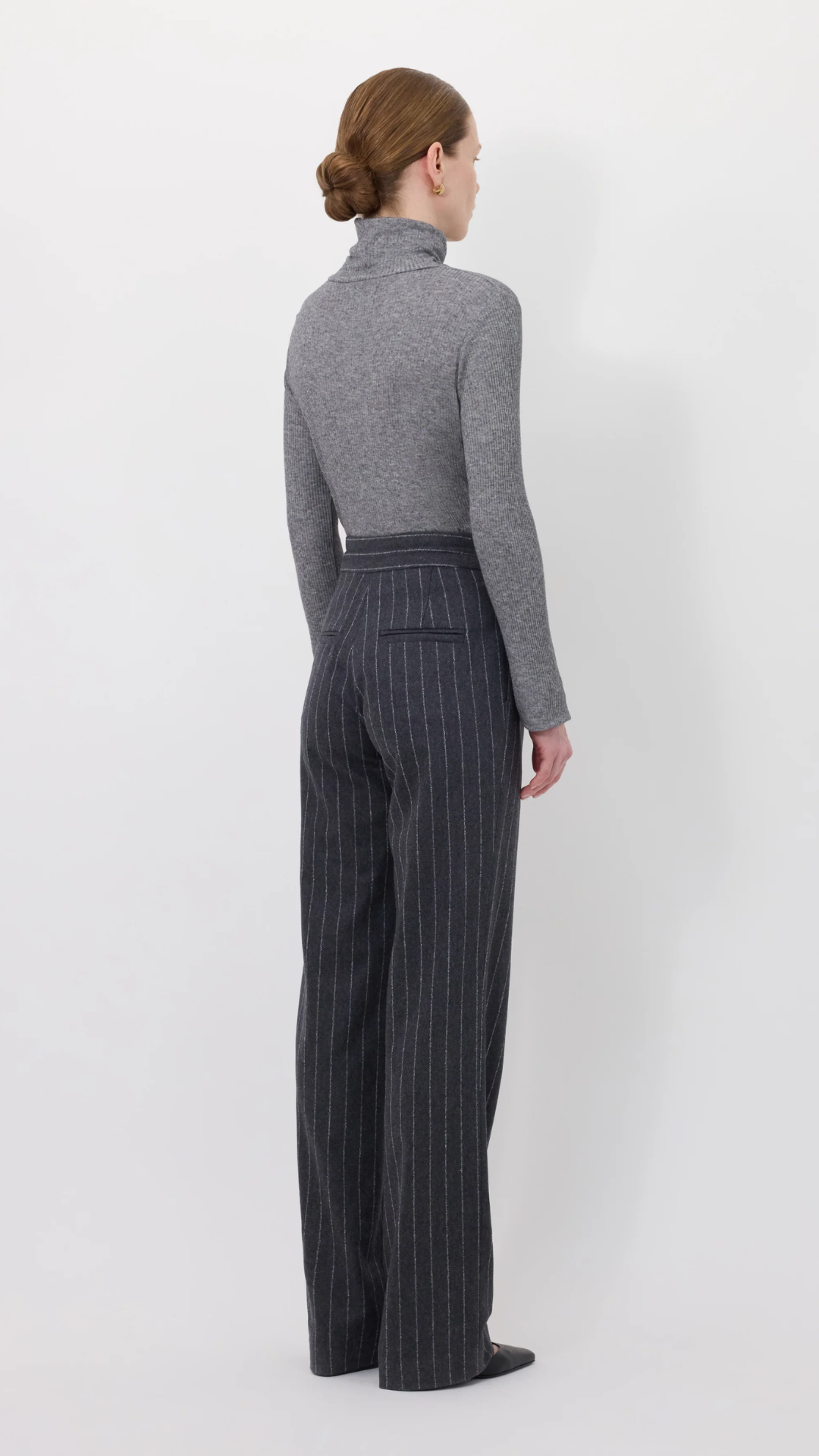 LouLou de Saison Lizzie Straight Leg Pant in Anthracite
