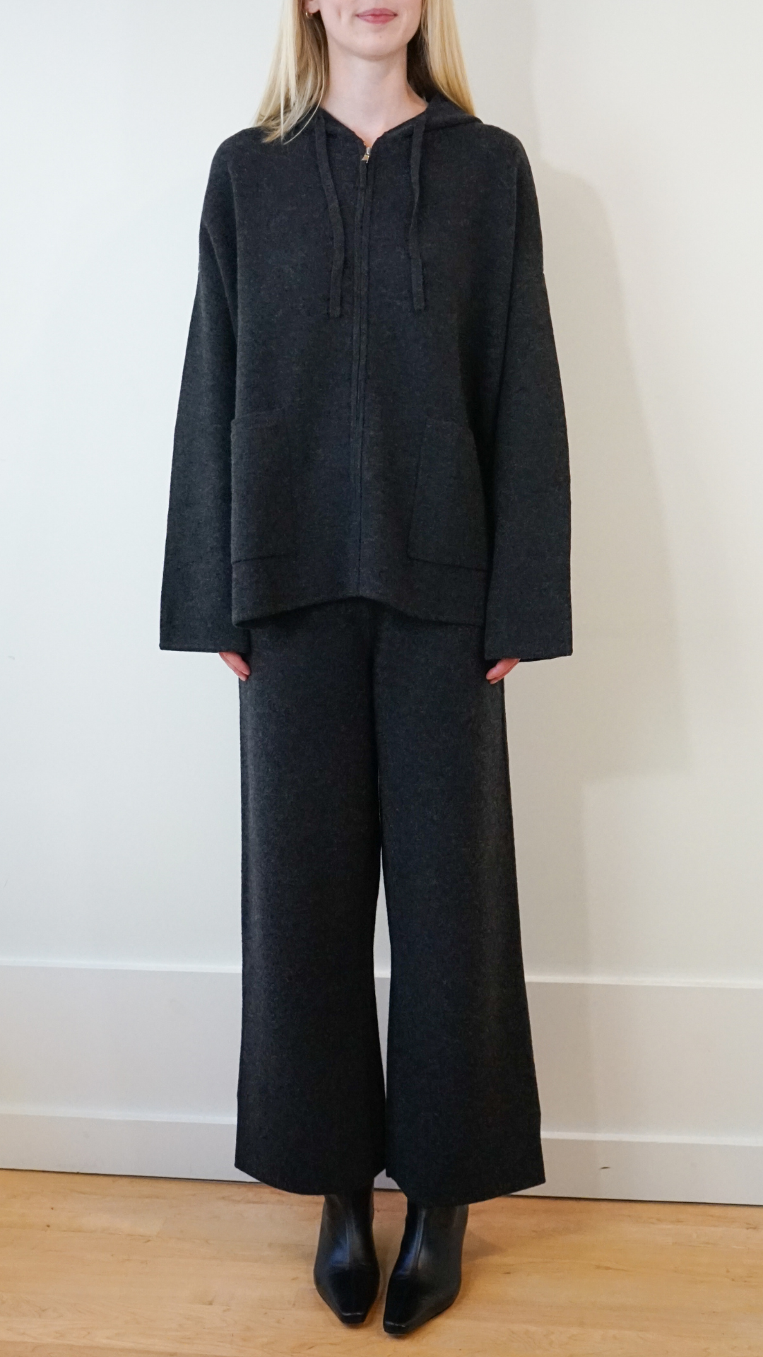 Allude Hoodie Jacket in Vulcmel