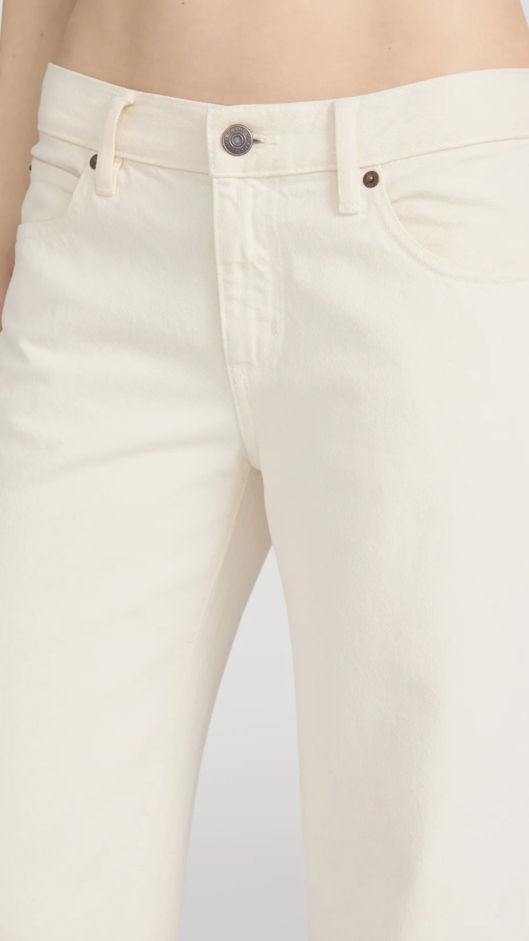 FRAME The Saturday Jean in Shell