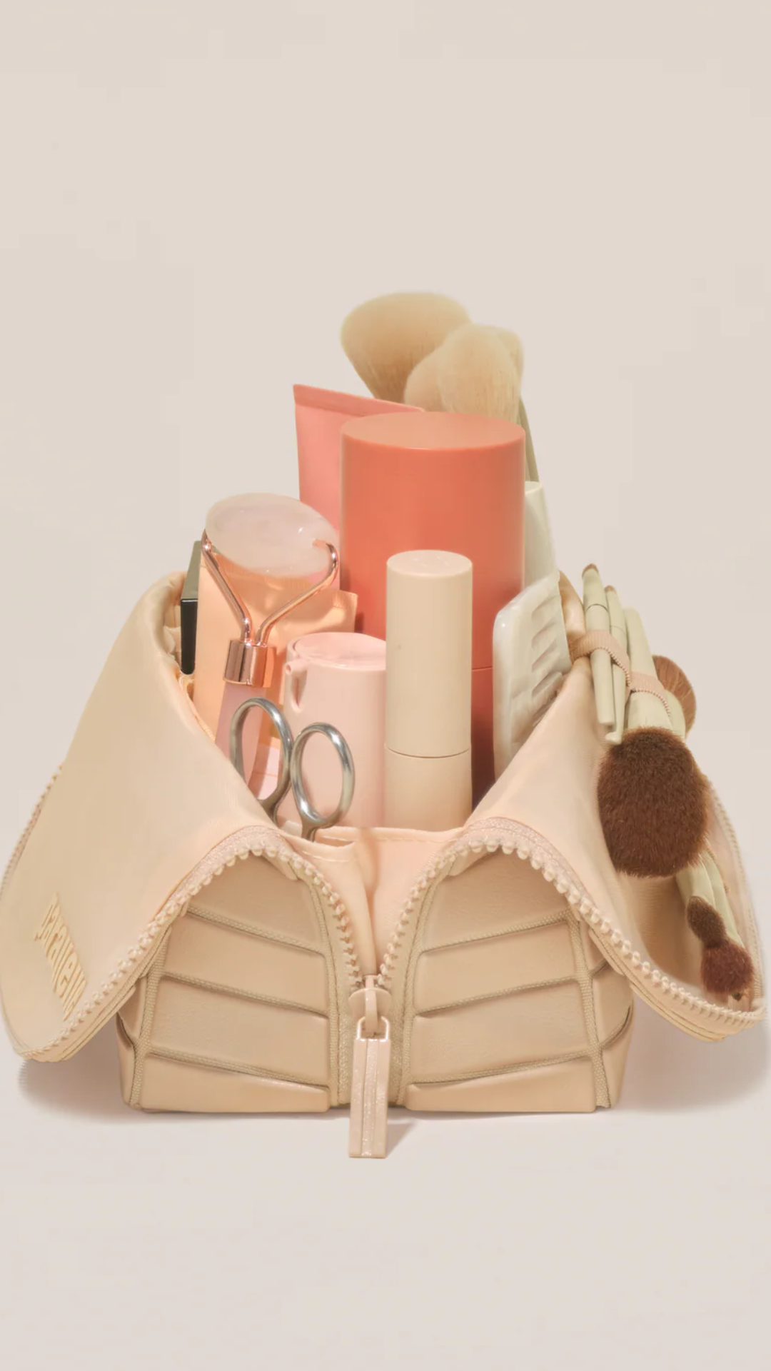 Parallelle The Medium Traveler in Bisque