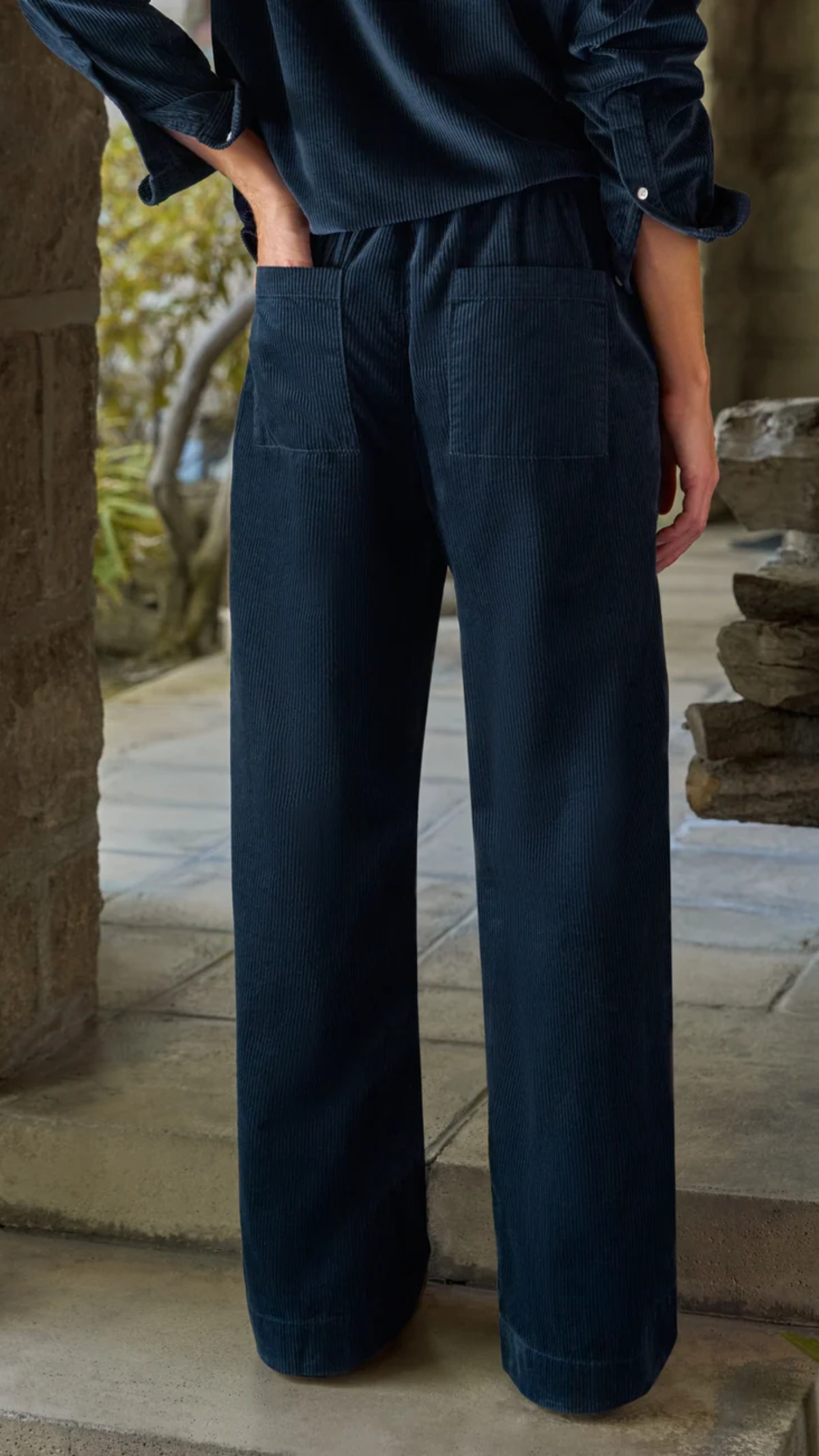 Frank & Eileen Madeline Patch Pocket Pull-On Pant in Classic Navy