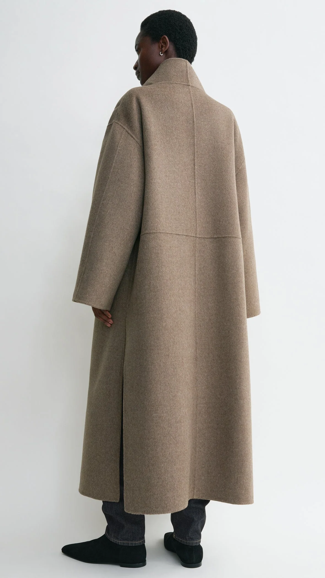 Toteme Signature Wool Cashmere Coat in Oak