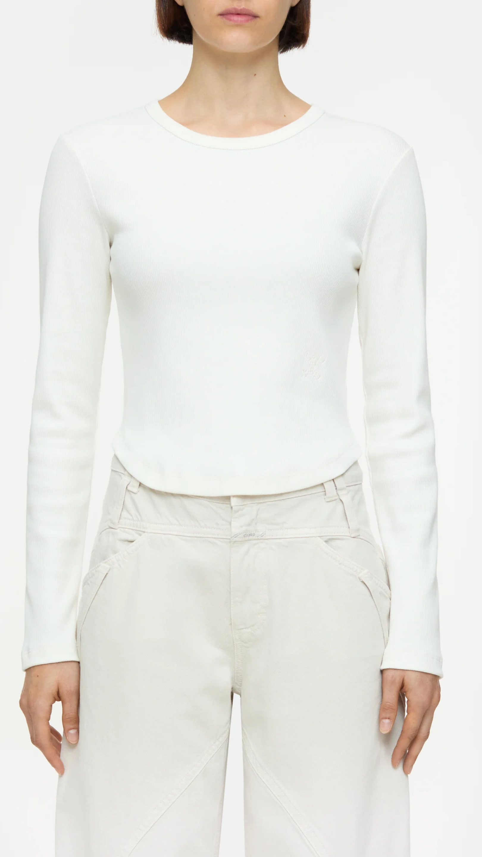 Closed Crewneck Long Sleeve Top in Ivory
