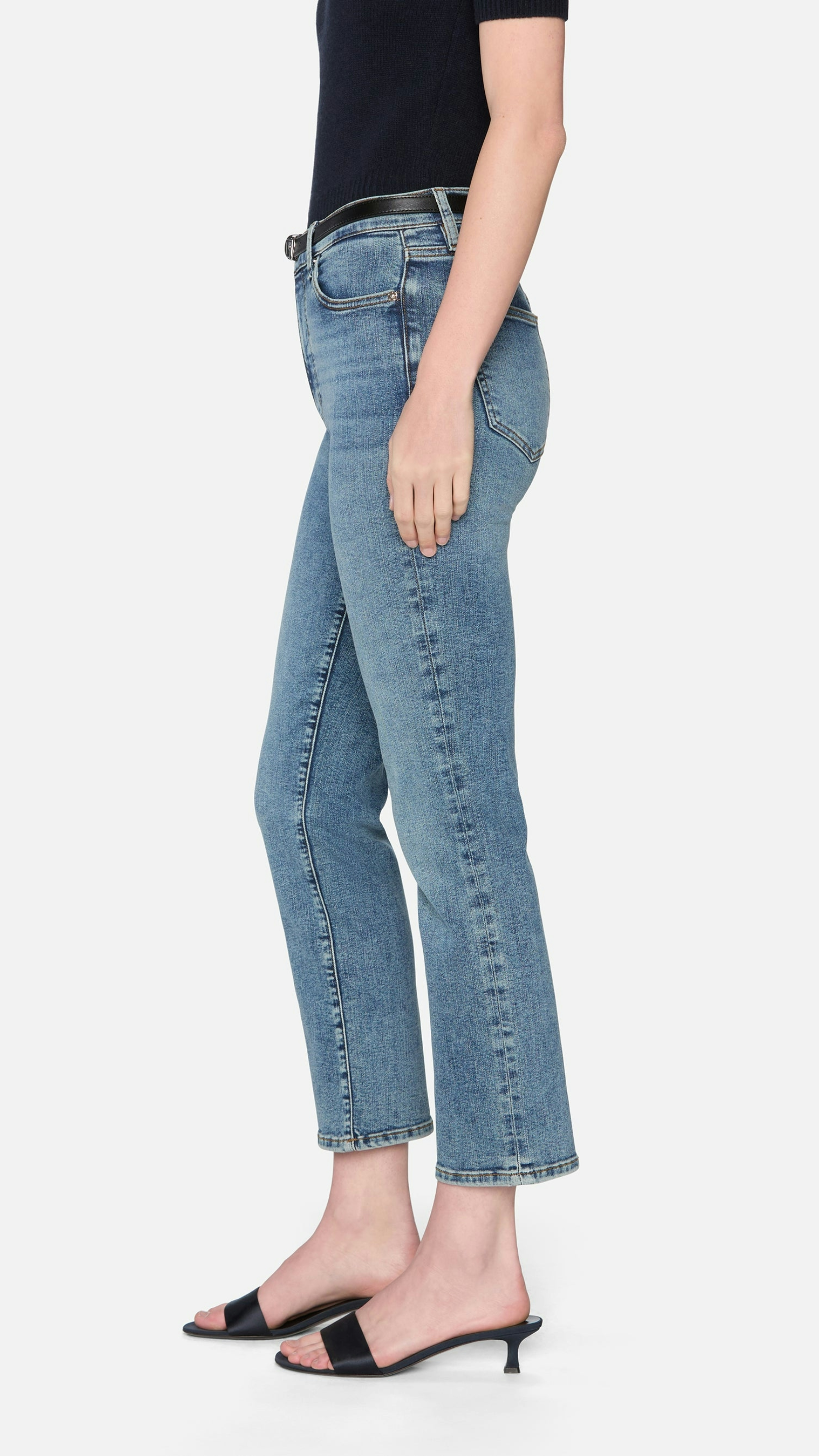 Frame Le Sleek Straight Jean in Vice